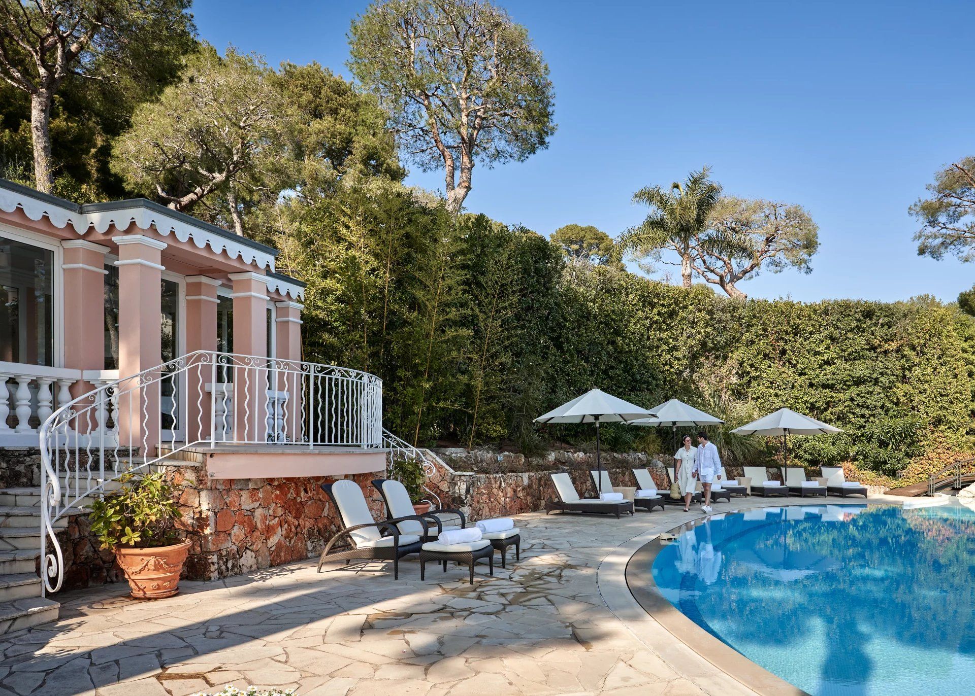 Location saisonnière Villa Saint-Jean-Cap-Ferrat 8 Pièces 500 m²