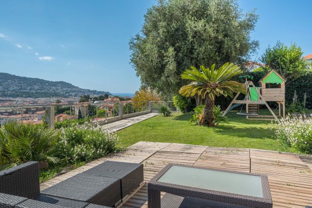 Vente Villa Nice 7&nbsp;Pièces 170&nbsp;m²