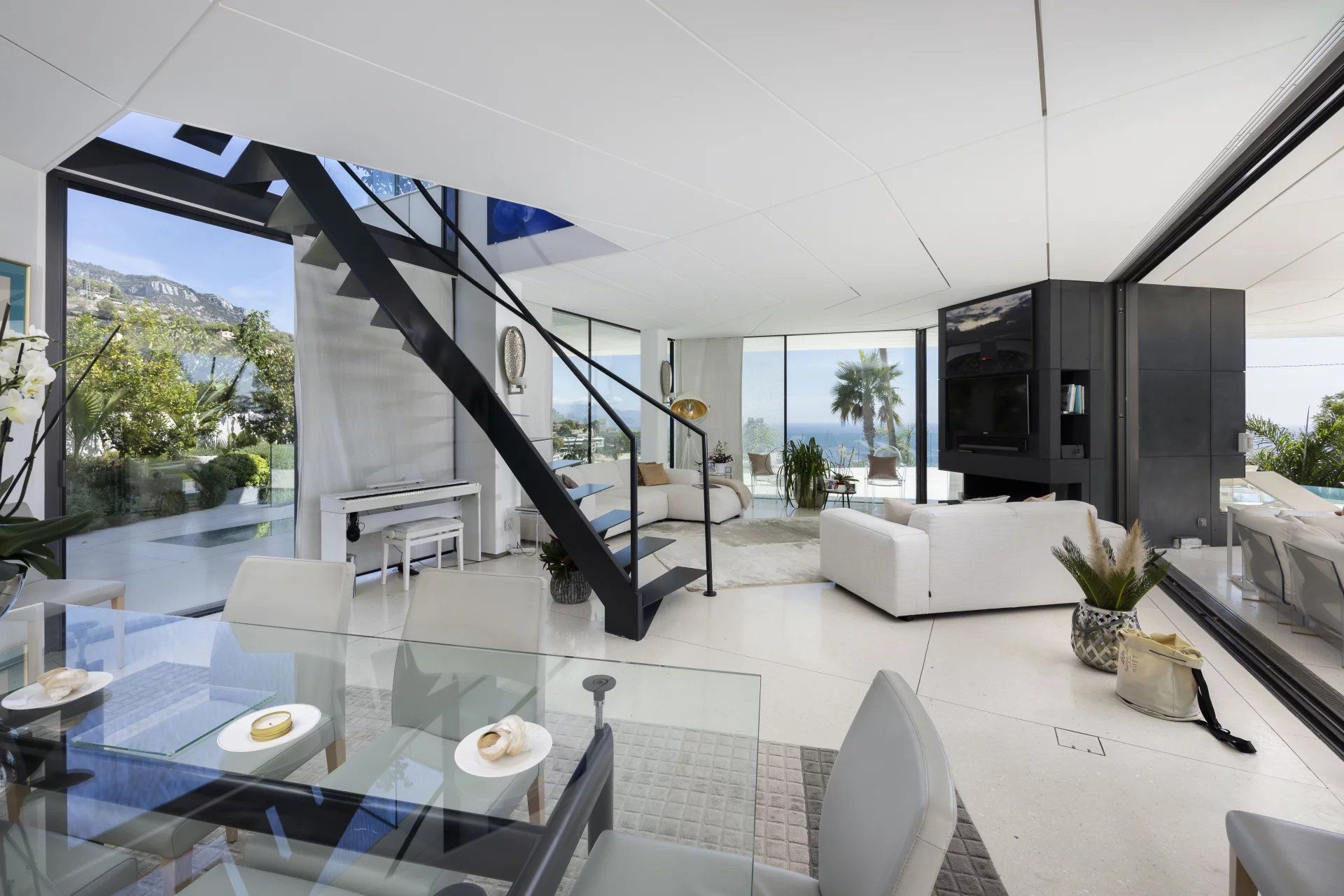 villa 7 Pièces en location saisonnière sur Beausoleil (06240)