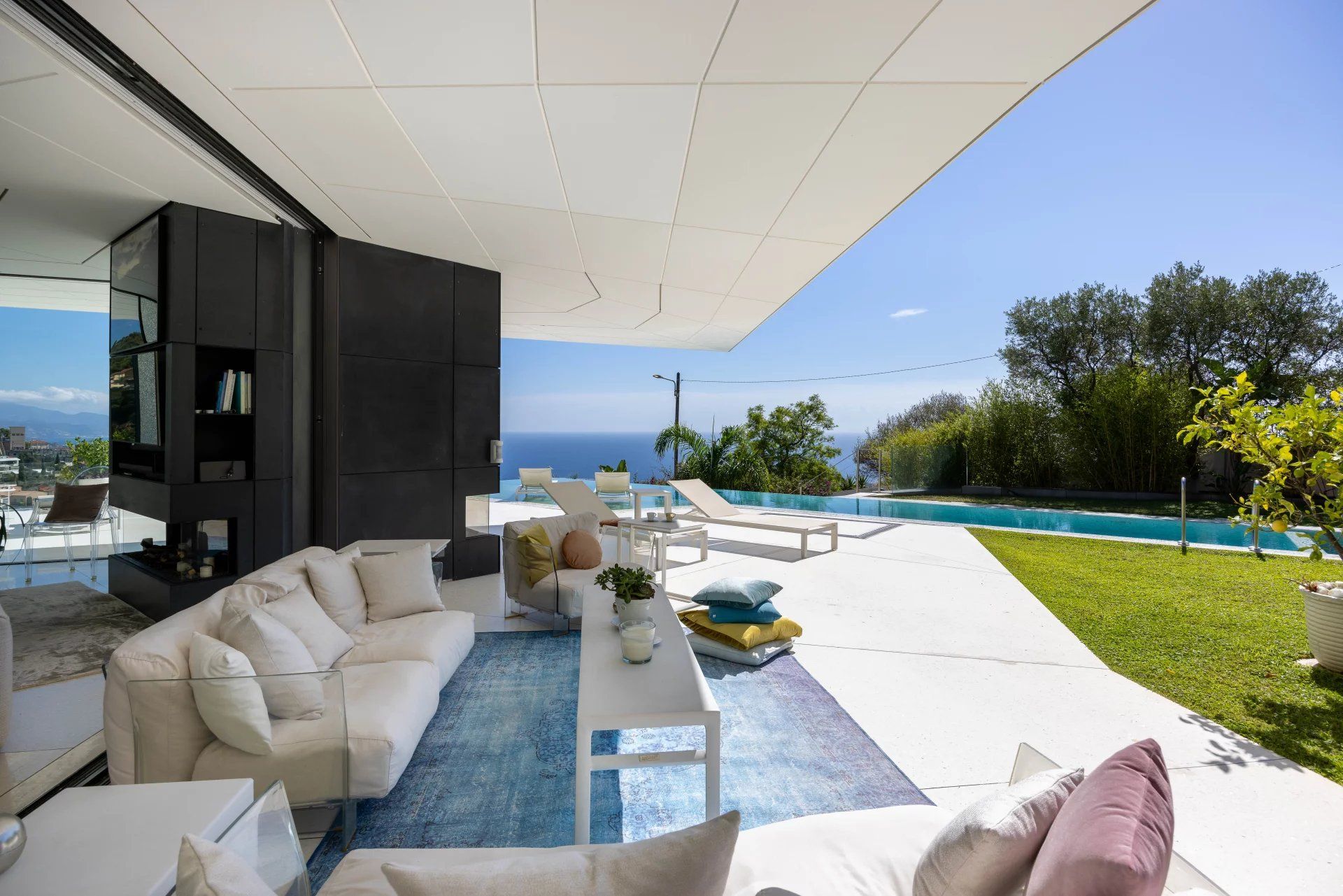 villa 7 Pièces en location saisonnière sur Beausoleil (06240)