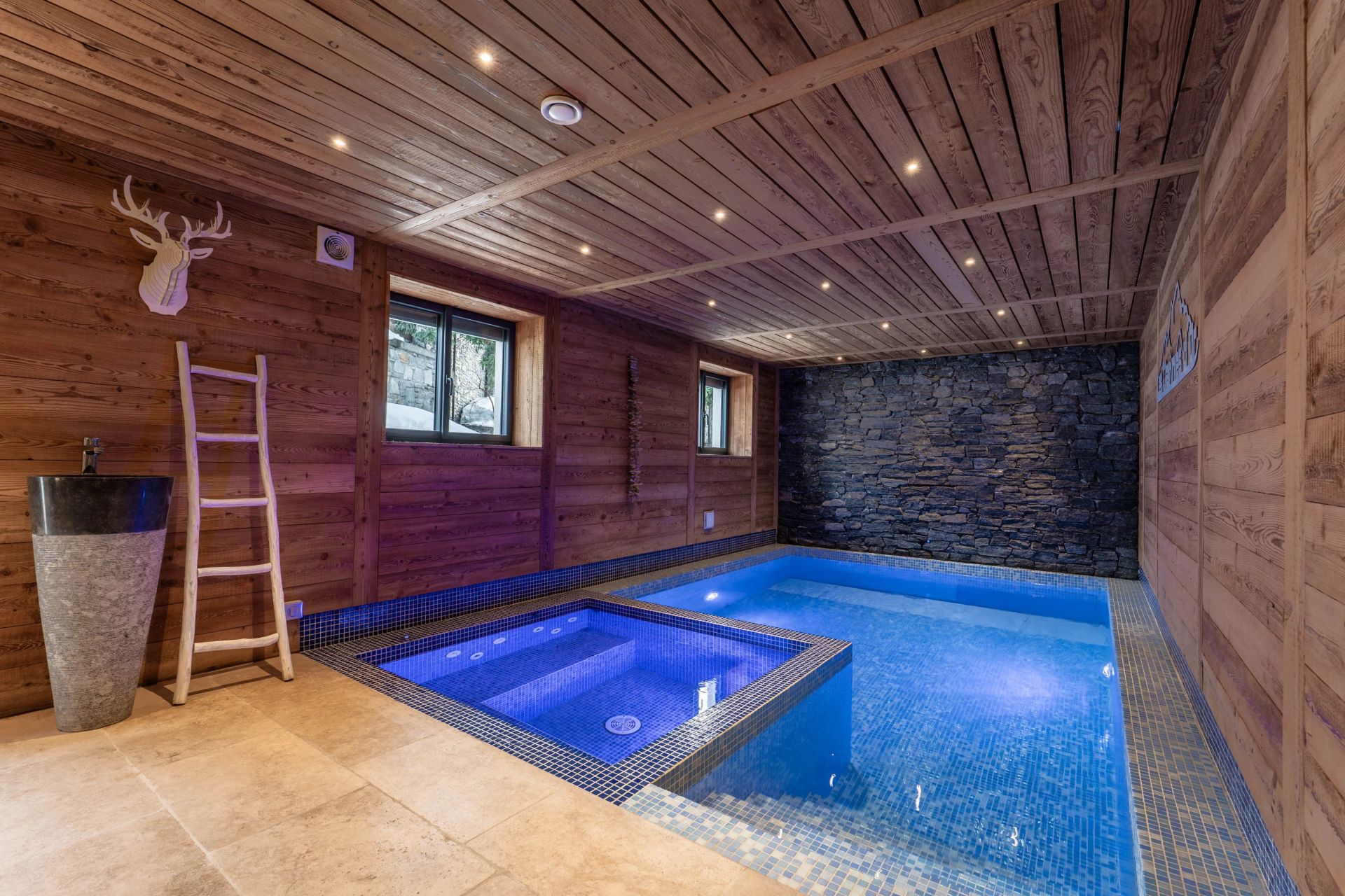 chalet 6 Pièces en location saisonnière sur Courchevel (73120)