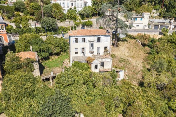 Sale Buildable land Grasse 2481&nbsp;m²