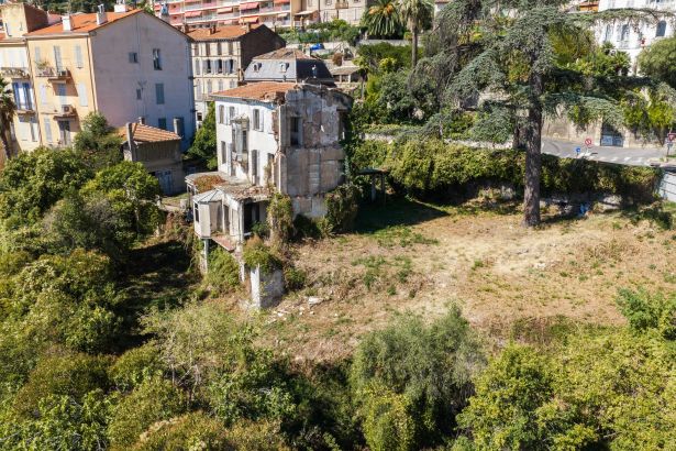 Sale Buildable land Grasse 2481&nbsp;m²
