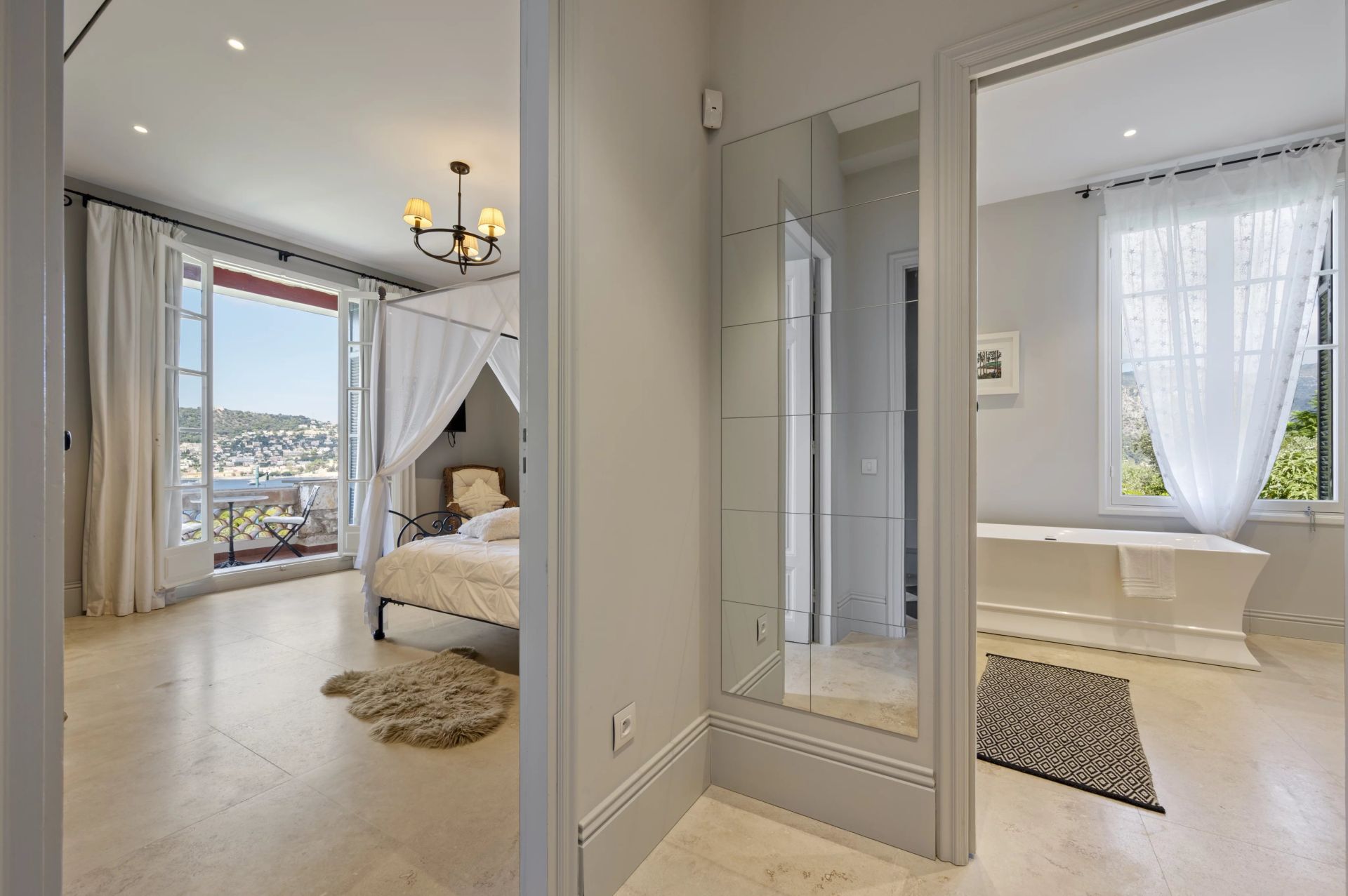 villa 8 Pièces en location saisonnière sur Saint-Jean-Cap-Ferrat (06230)