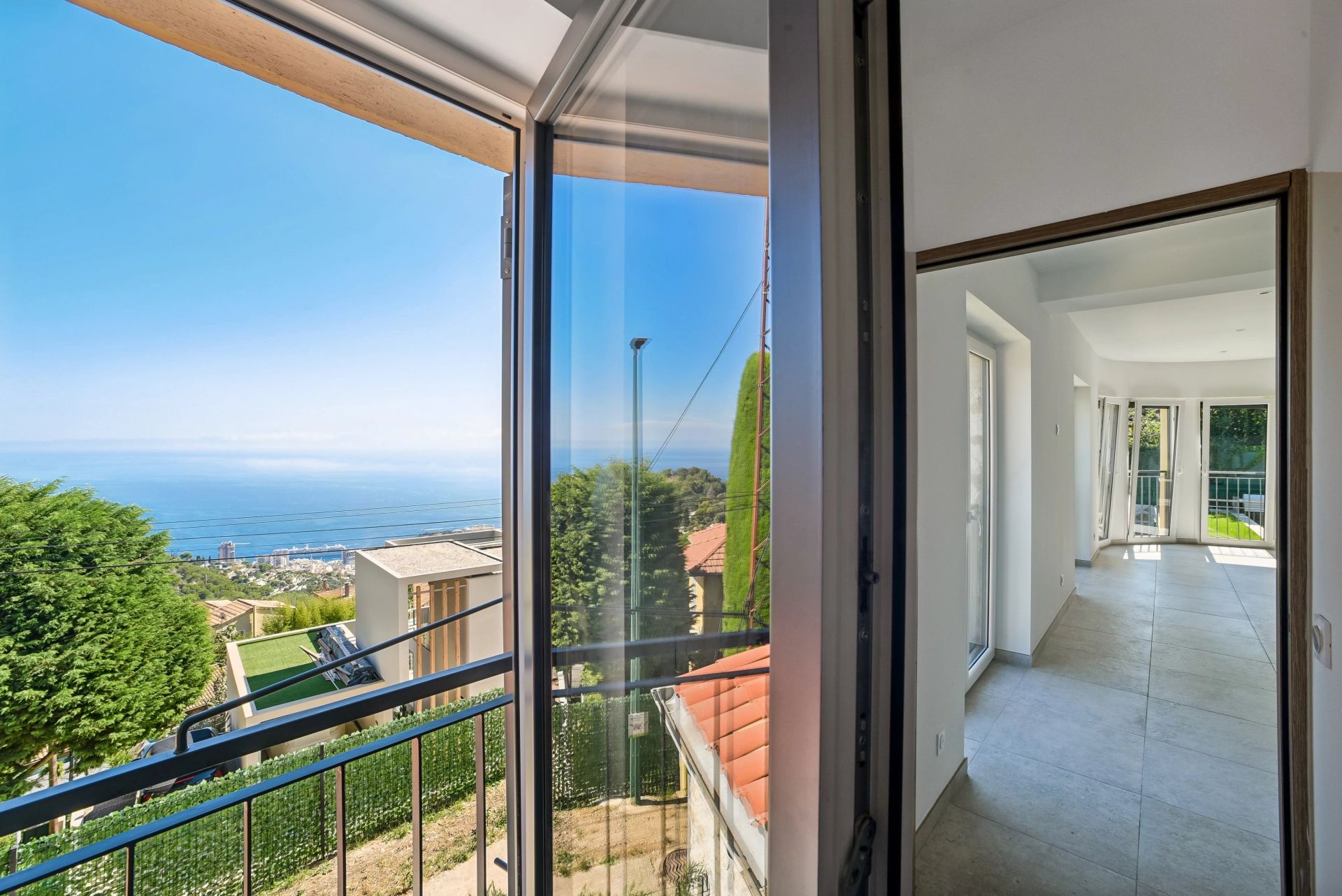 villa 5 Rooms for sale on La Turbie (06320)