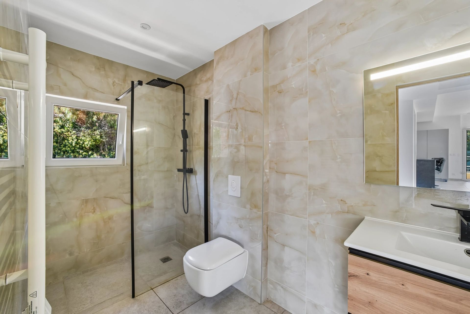 villa 5 Rooms for sale on La Turbie (06320)