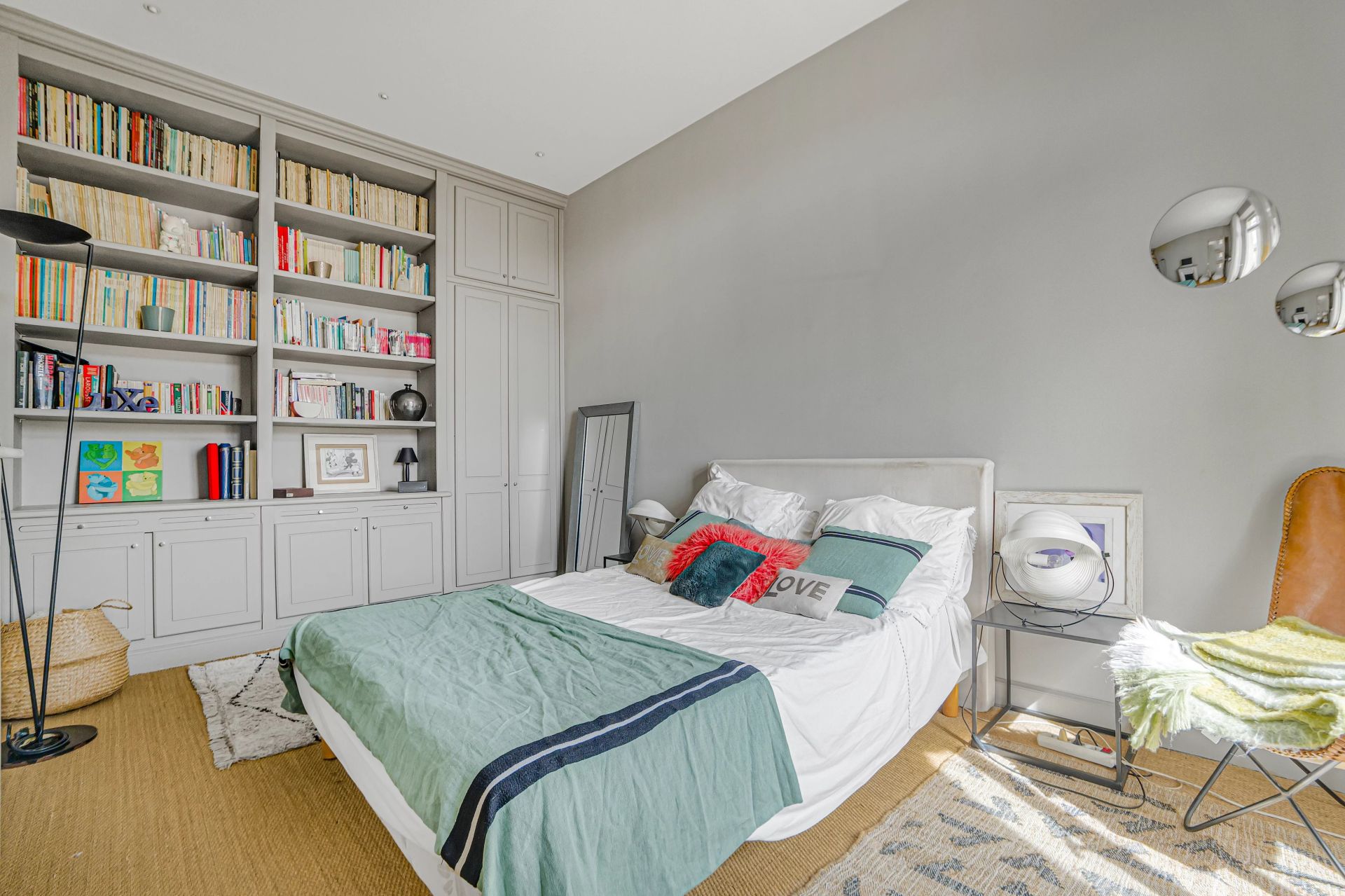 apartment 4 Rooms for sale on Cannes (06400)