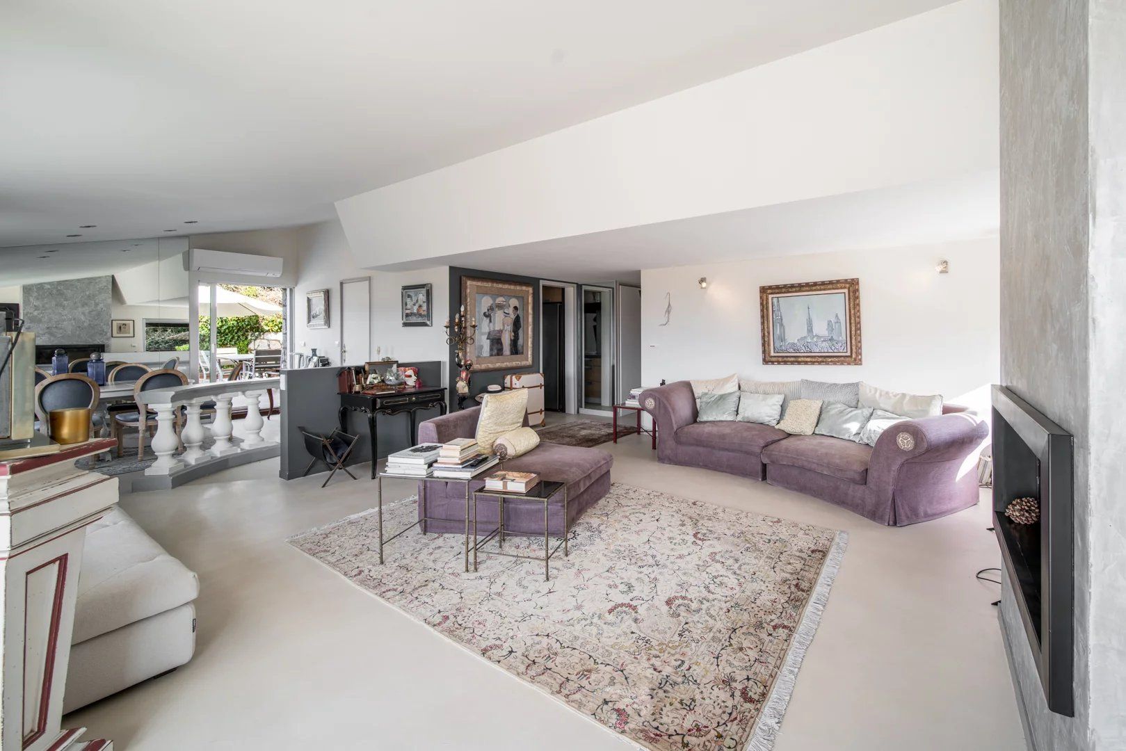 villa 4 Rooms for seasonal rent on Cannes (06400)