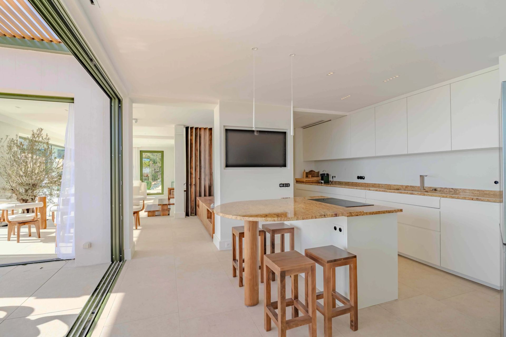 house 4 Rooms for rent on Roquebrune-Cap-Martin (06190)