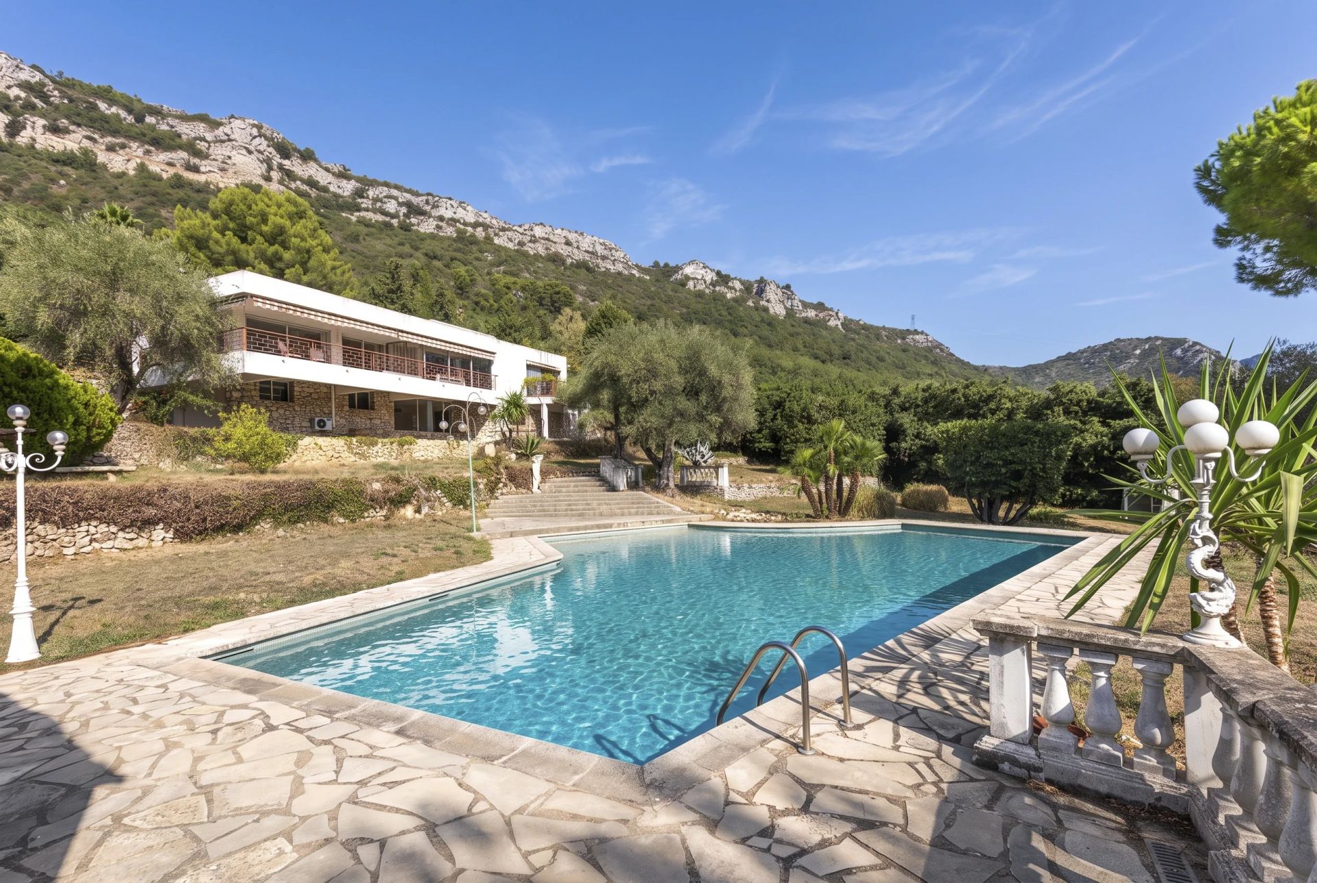 villa 7 Pièces en vente sur Vence (06140)