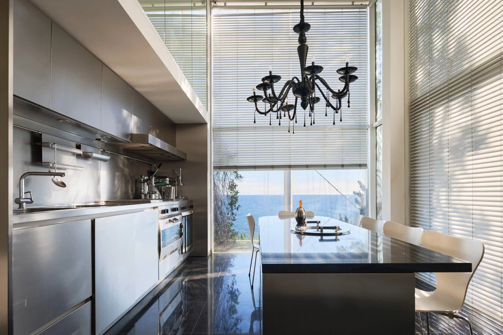 villa for sale on Saint-Jean-Cap-Ferrat (06230)