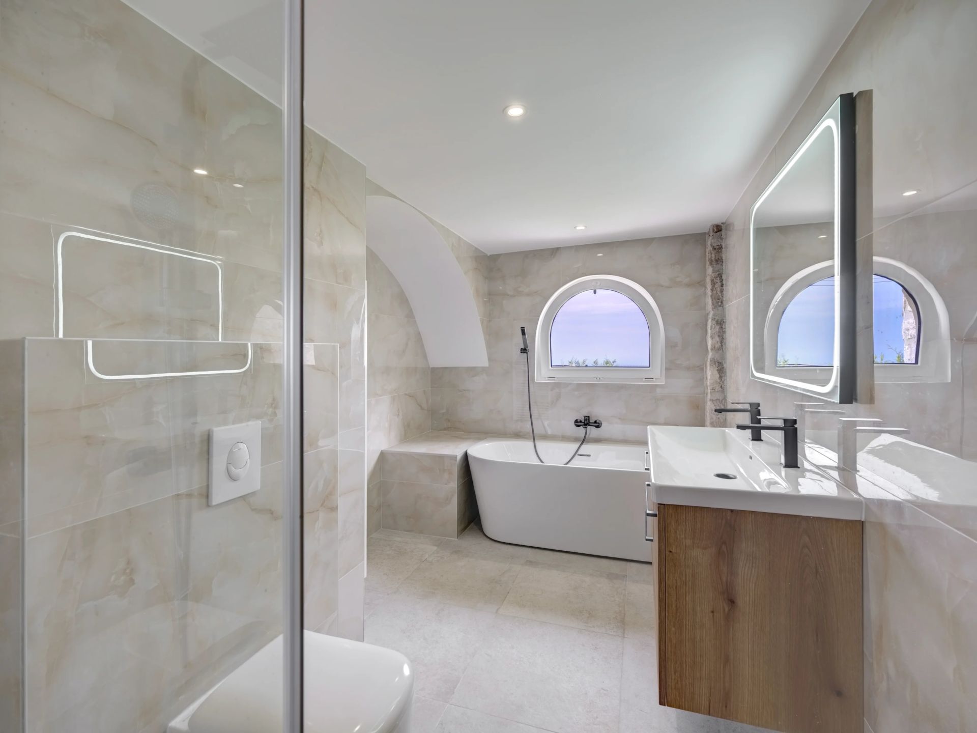 villa 5 Rooms for sale on La Turbie (06320)