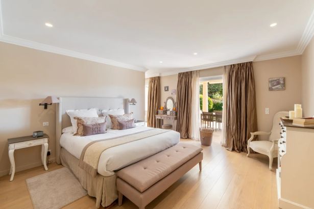 Sale Villa Mougins 6&nbsp;Rooms 300&nbsp;m²