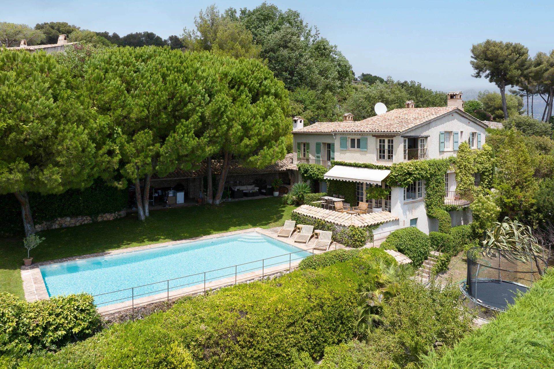 mas 6 Rooms for sale on Saint-Paul-de-Vence (06570)