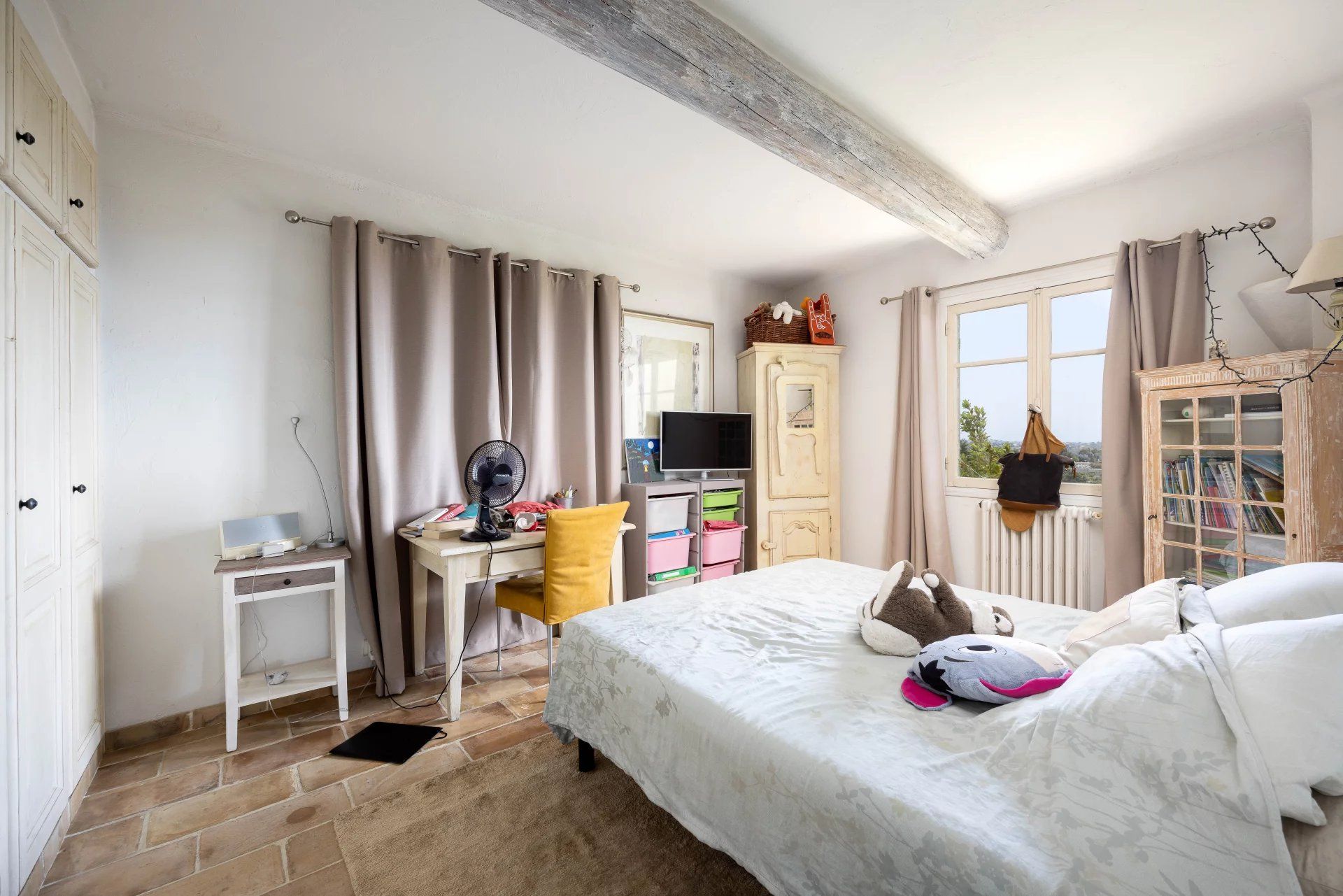 mas 6 Rooms for sale on Saint-Paul-de-Vence (06570)