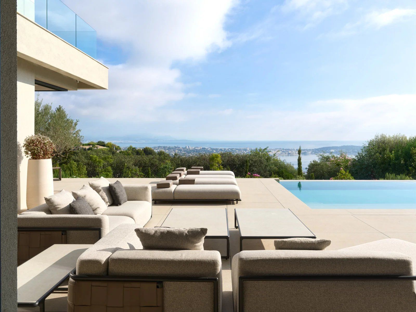 villa 10 Pièces en vente sur Vallauris (06220)