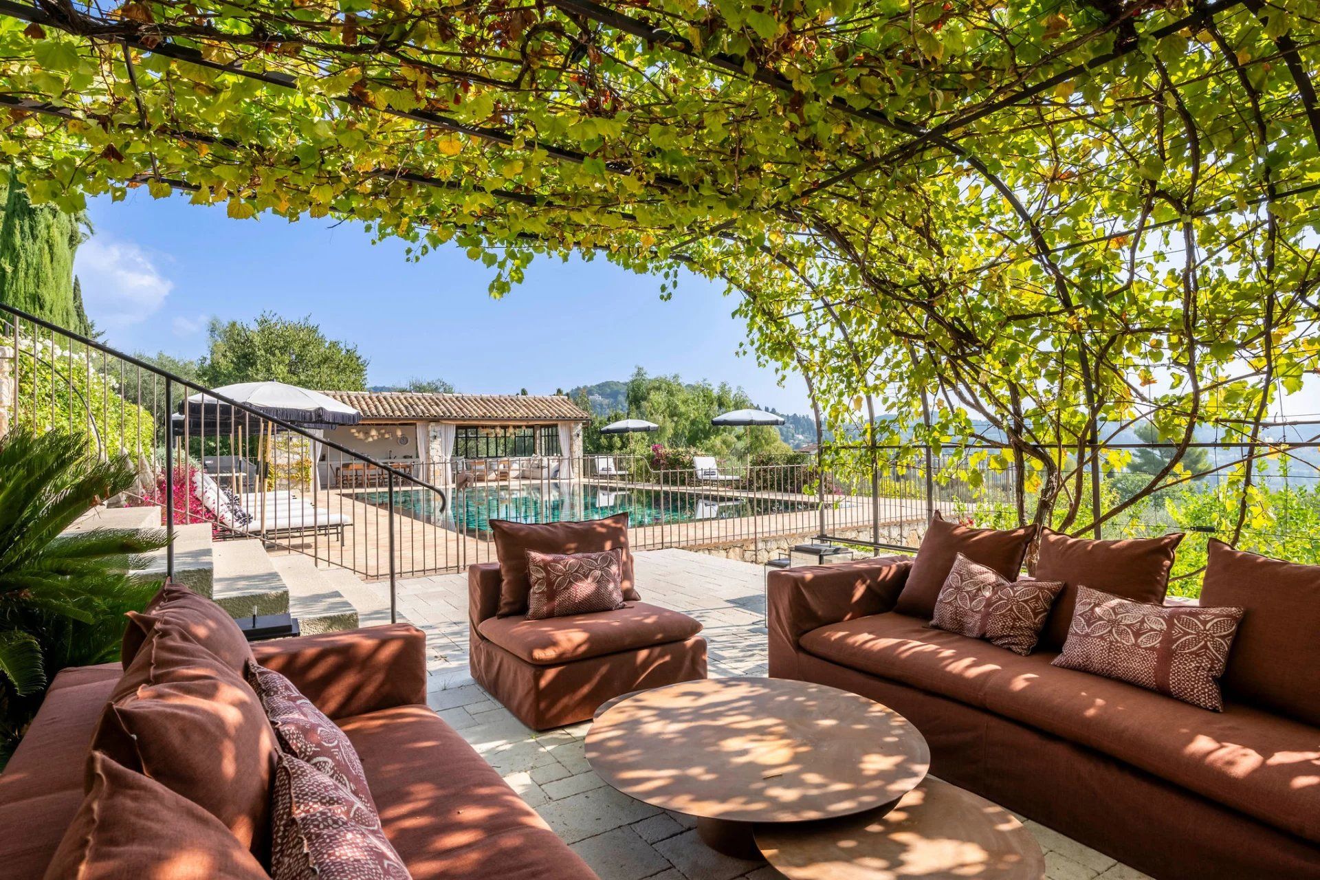 villa 12 Pièces en vente sur Grasse (06130)