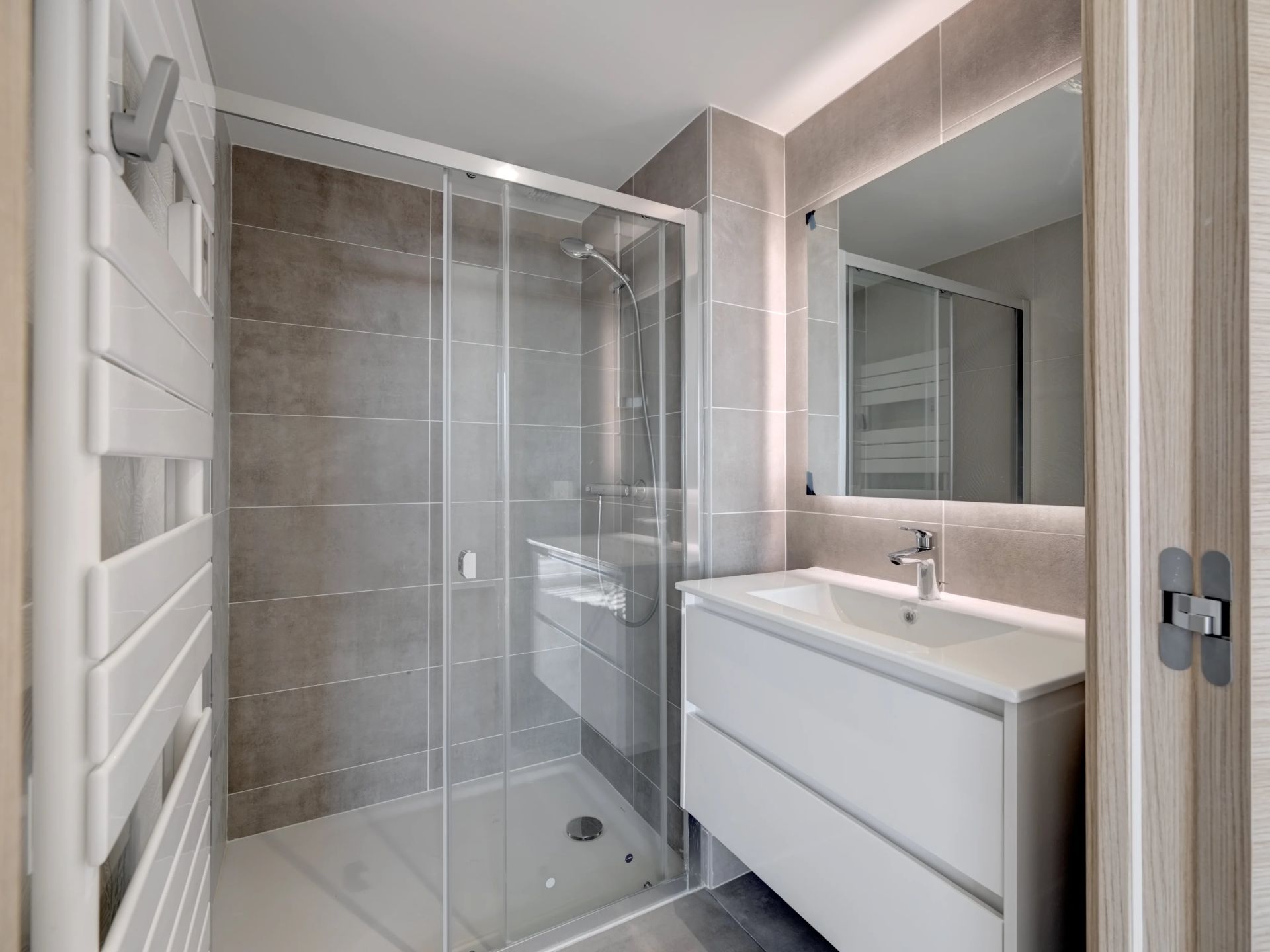 apartment 5 Rooms for sale on Nice (06000)