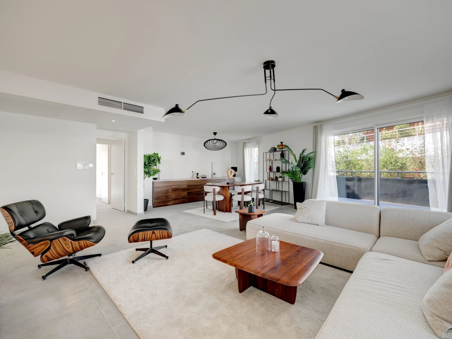 apartment 5 Rooms for sale on Nice (06000)