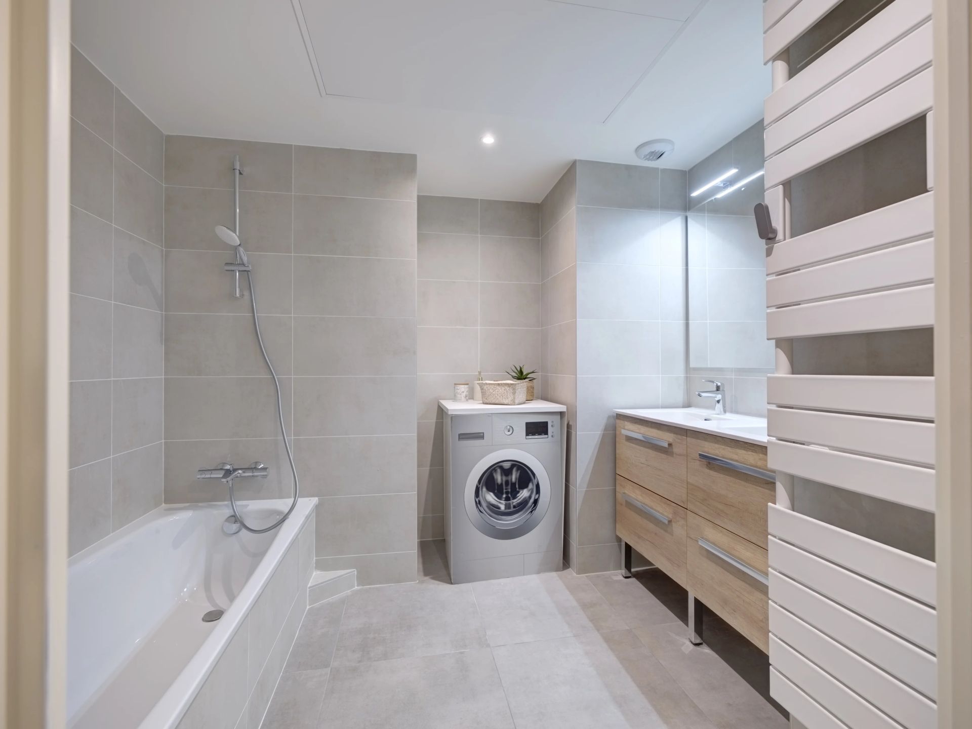apartment 5 Rooms for sale on Nice (06000)