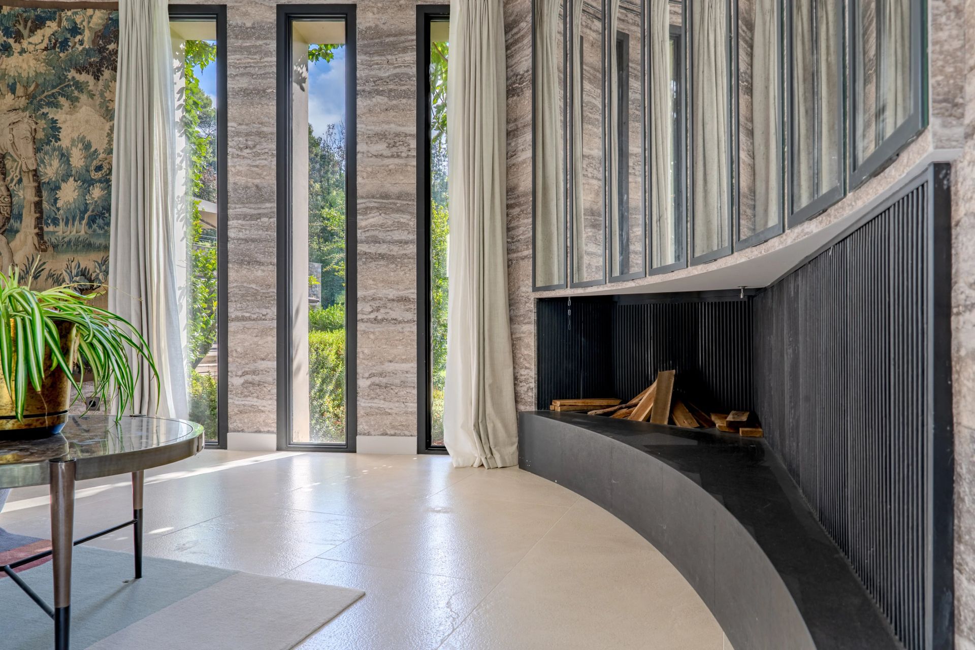 villa 13 Rooms for sale on Mougins (06250)