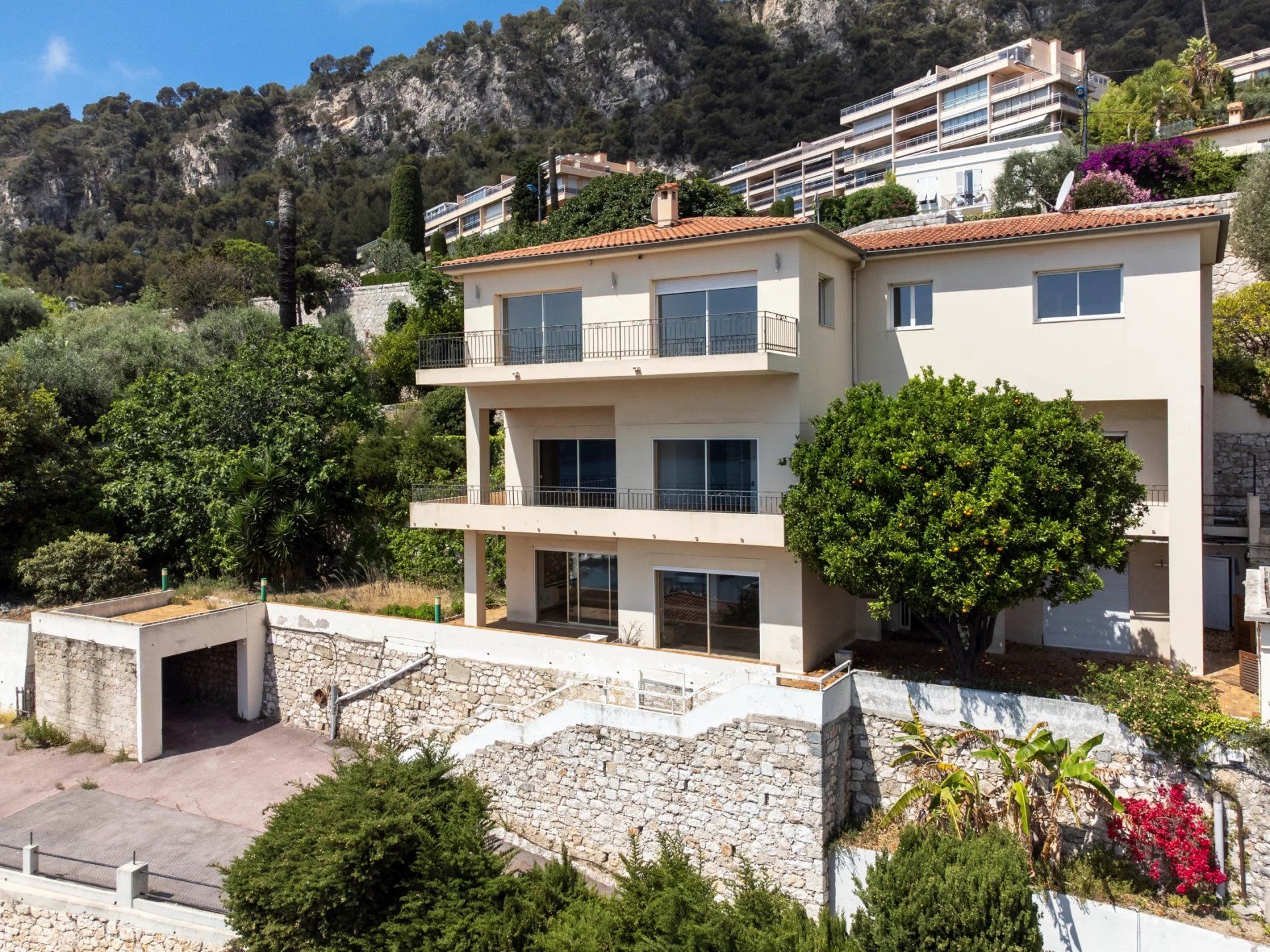 villa en vente sur Villefranche-sur-Mer (06230) Vente Villa Villefranche-sur-Mer 346 m²