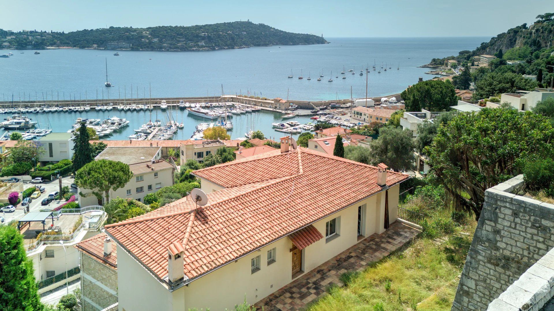 villa en vente sur Villefranche-sur-Mer (06230) Vente Villa Villefranche-sur-Mer 346 m²