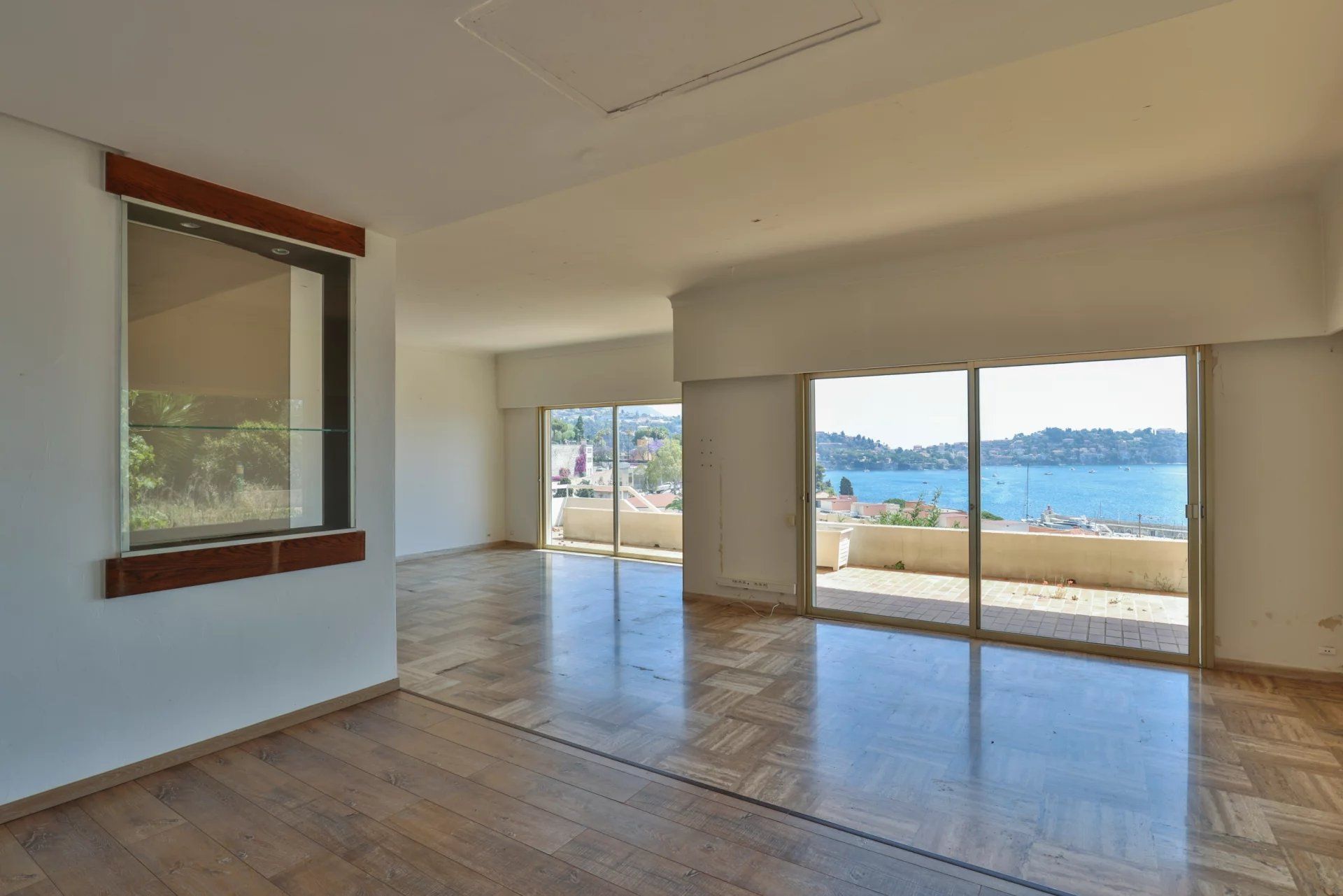 villa for sale on Villefranche-sur-Mer (06230)