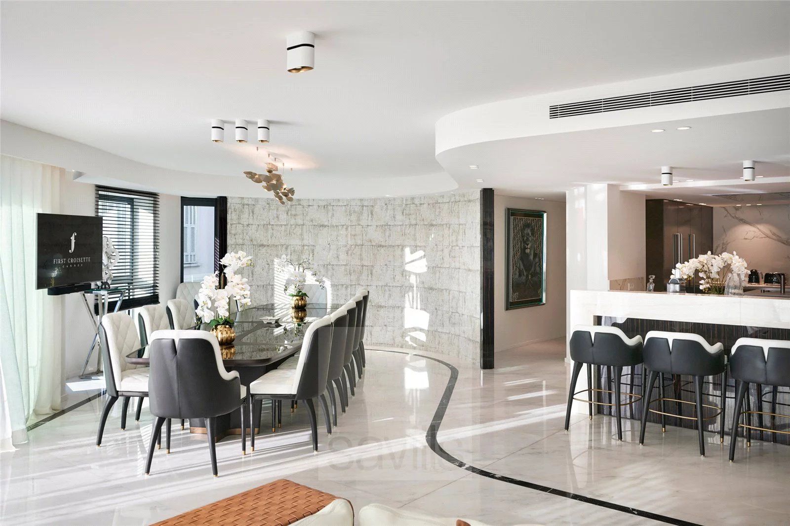 apartment 7 Rooms for seasonal rent on Cannes (06400)