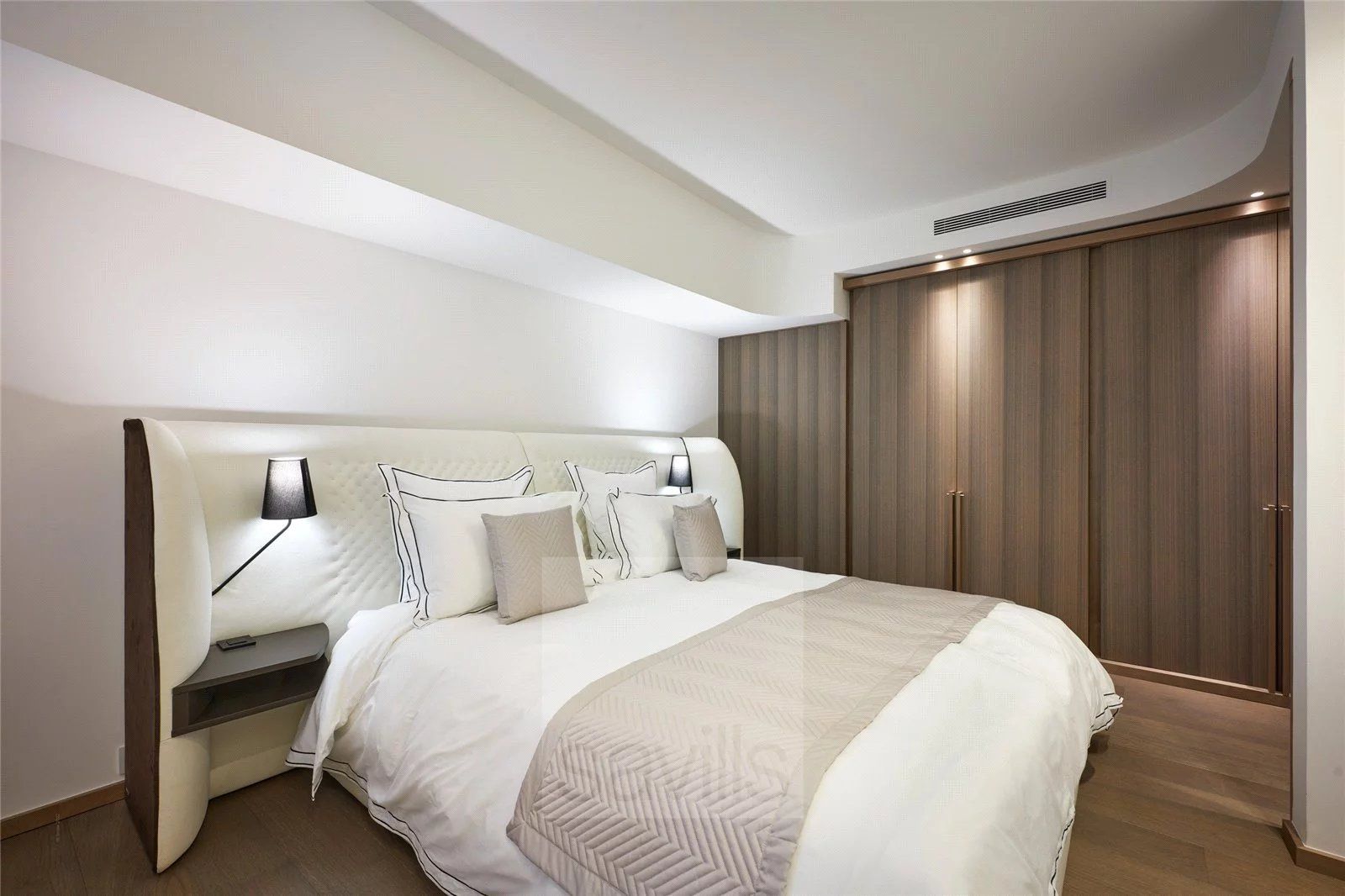 appartement 3 Pièces en location saisonnière sur Cannes (06400)