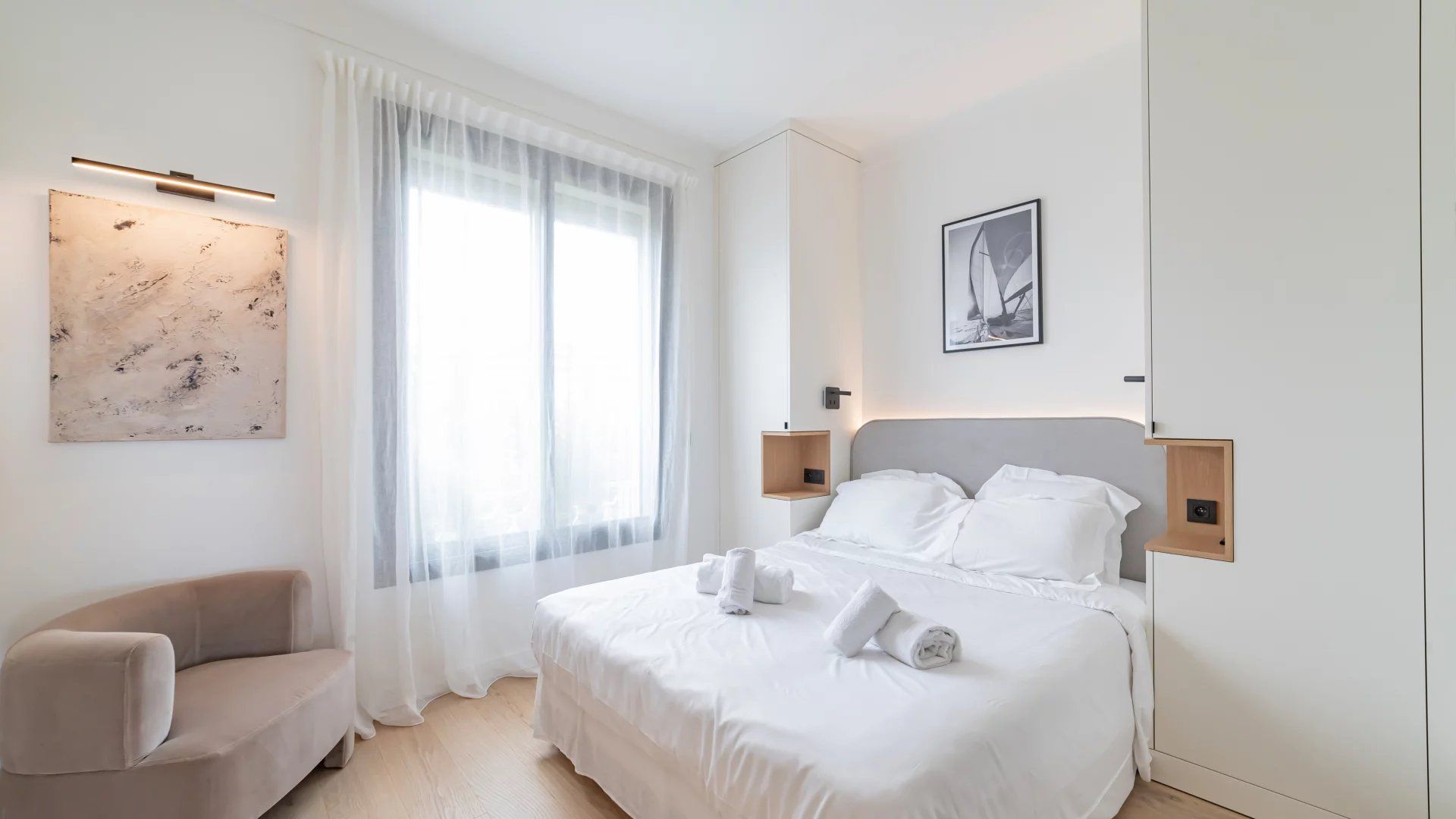 apartment 4 Rooms for sale on Cannes (06400)
