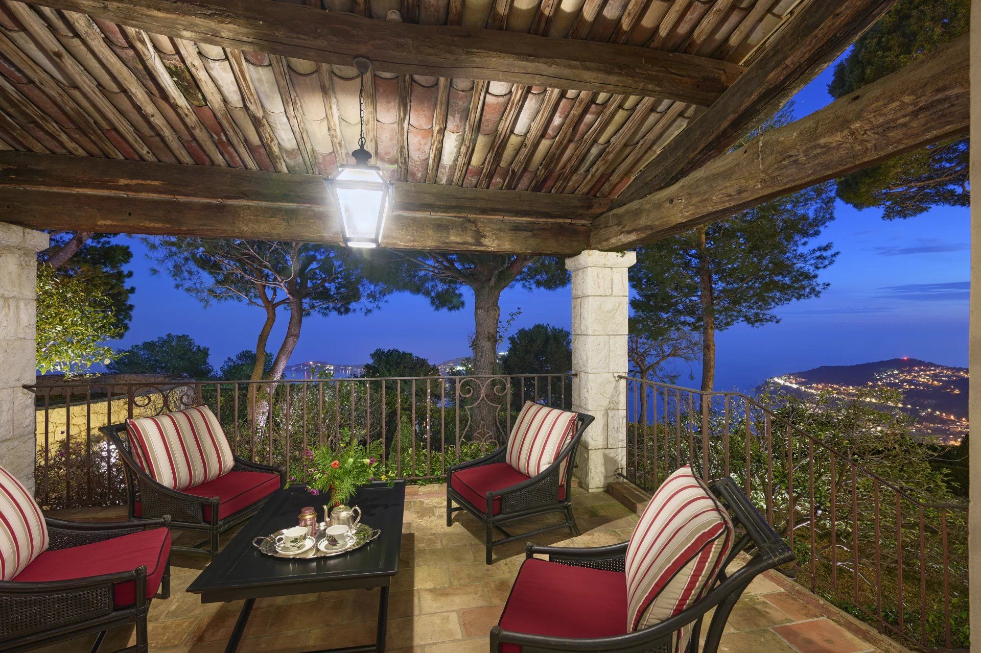 villa 10 Pièces en vente sur Villefranche-sur-Mer (06230)