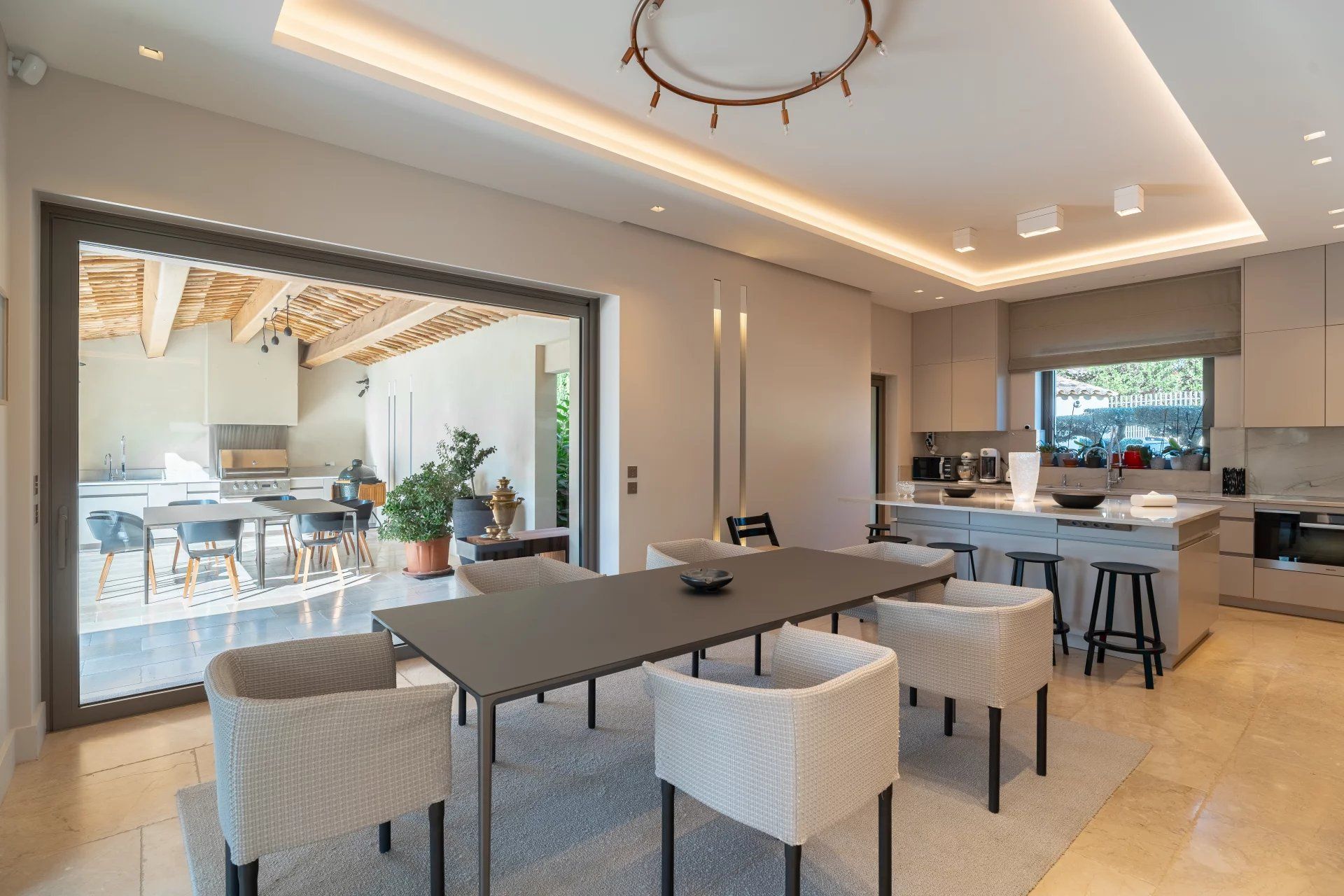 villa 8 Pièces en vente sur Tourrettes (83440) Vente Villa Tourrettes 8 Pièces 318 m²