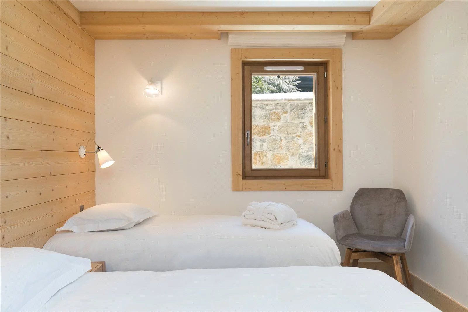 apartment 4 Rooms for seasonal rent on Courchevel (73120)