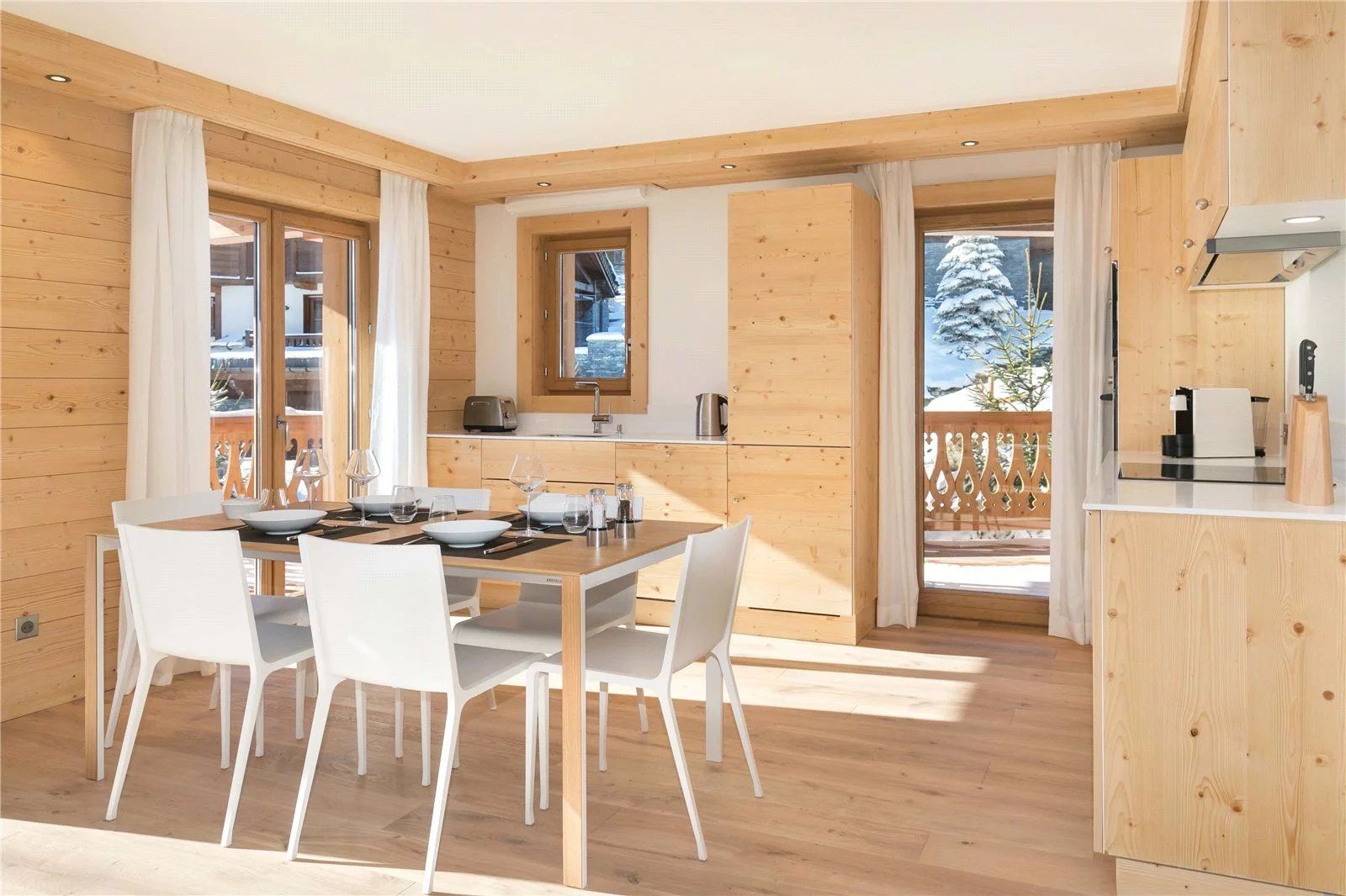 apartment 4 Rooms for seasonal rent on Courchevel (73120)