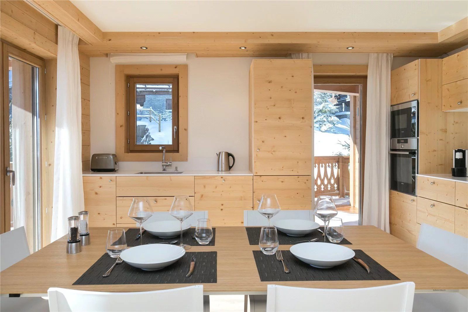apartment 4 Rooms for seasonal rent on Courchevel (73120)