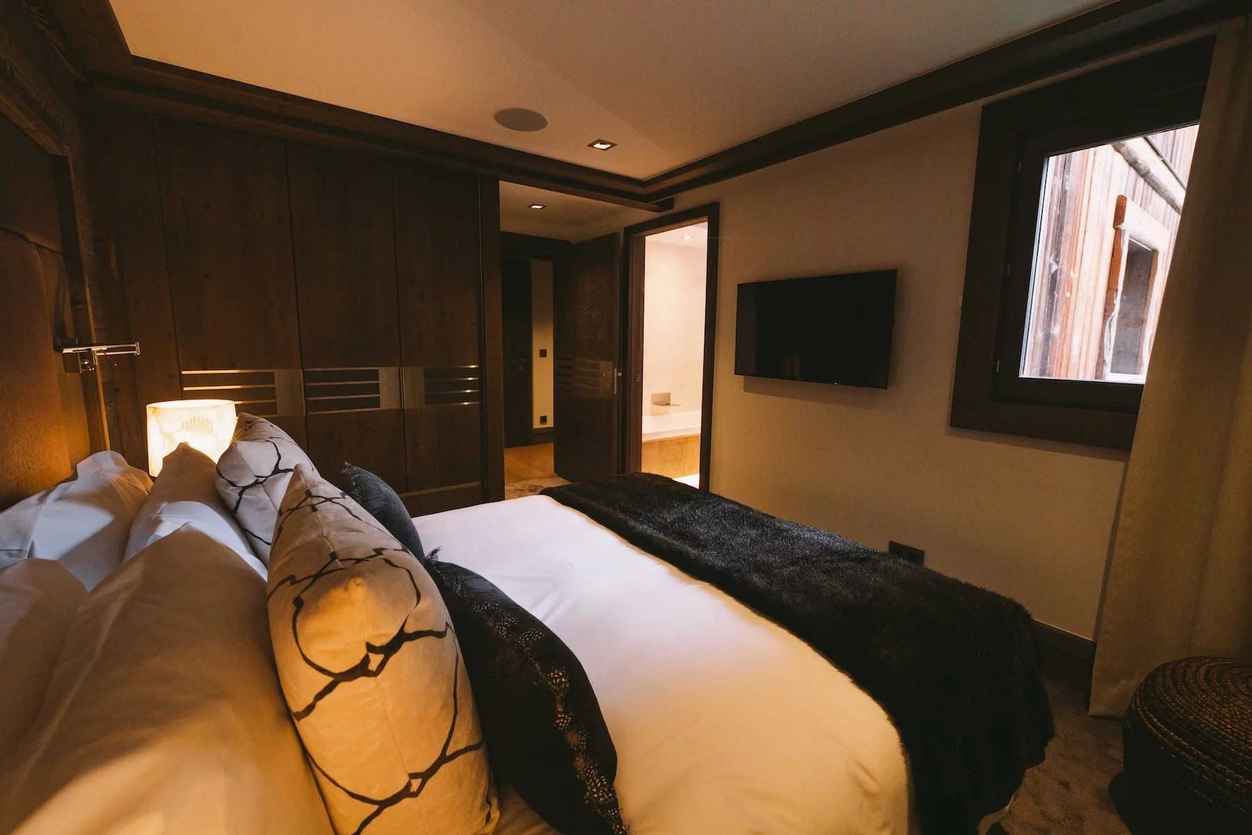 apartment 4 Rooms for seasonal rent on Courchevel (73120)