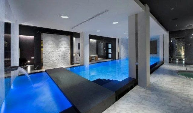 chalet 7 Rooms for seasonal rent on Courchevel (73120) Rental Chalet Courchevel 7 Rooms 580 m²