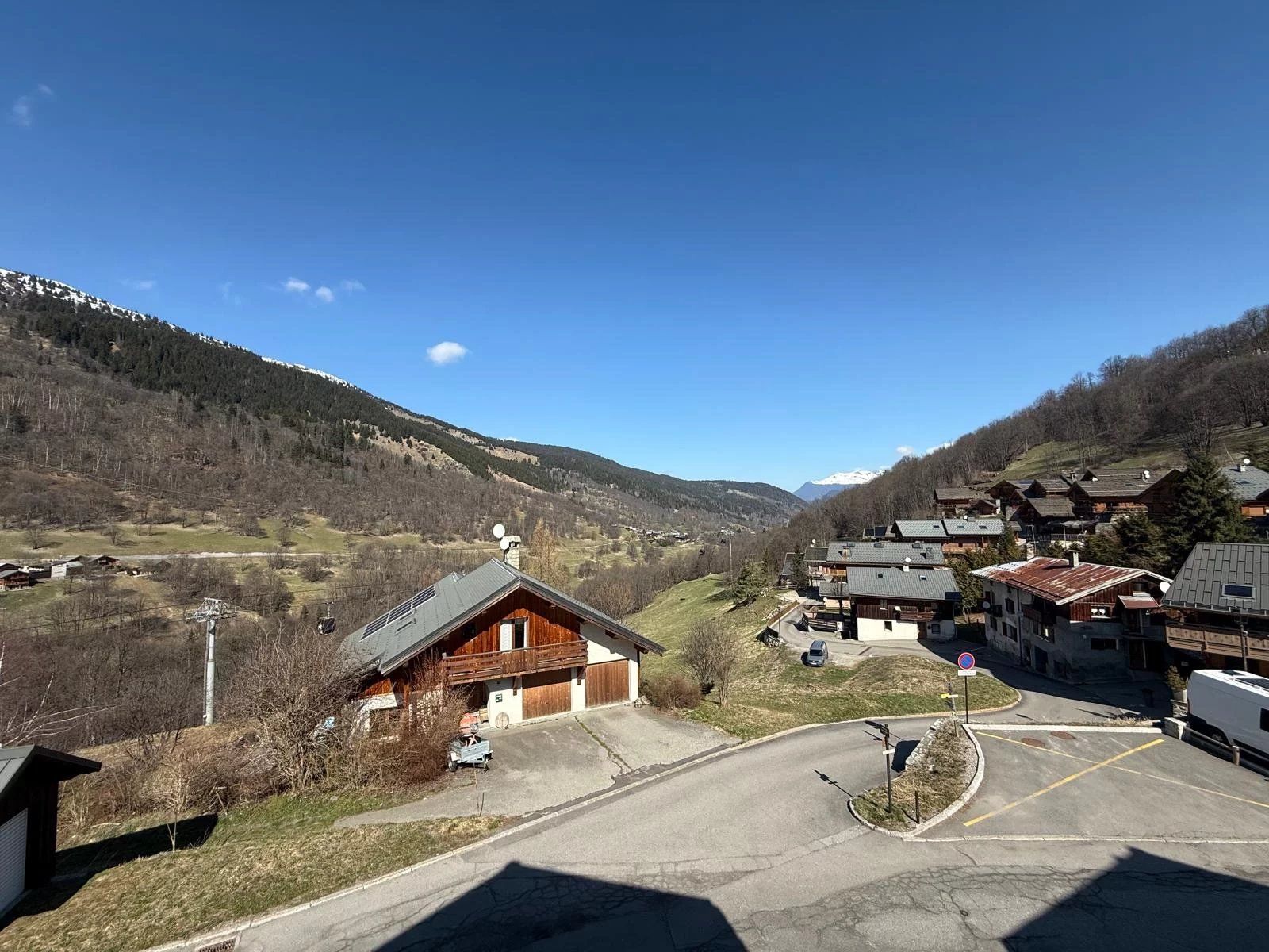 chalet 6 Rooms for sale on Méribel (73550)