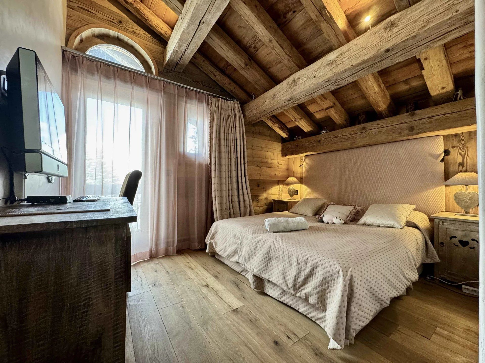 chalet 11 Rooms for sale on Courchevel (73120) Sale Chalet Courchevel 11 Rooms 420 m²