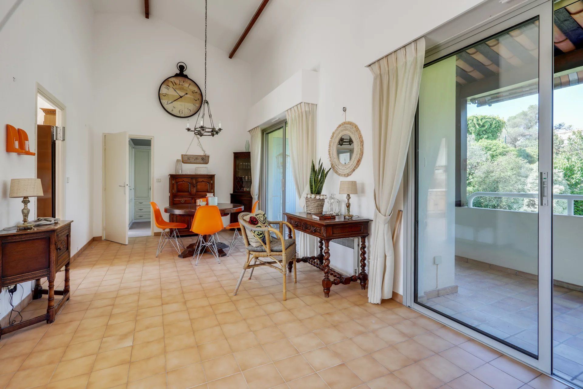 apartment 3 Rooms for seasonal rent on Antibes (06160)