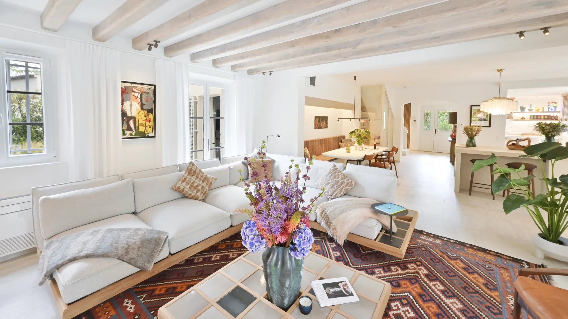 villa 5 Rooms for seasonal rent on Gassin (83580)