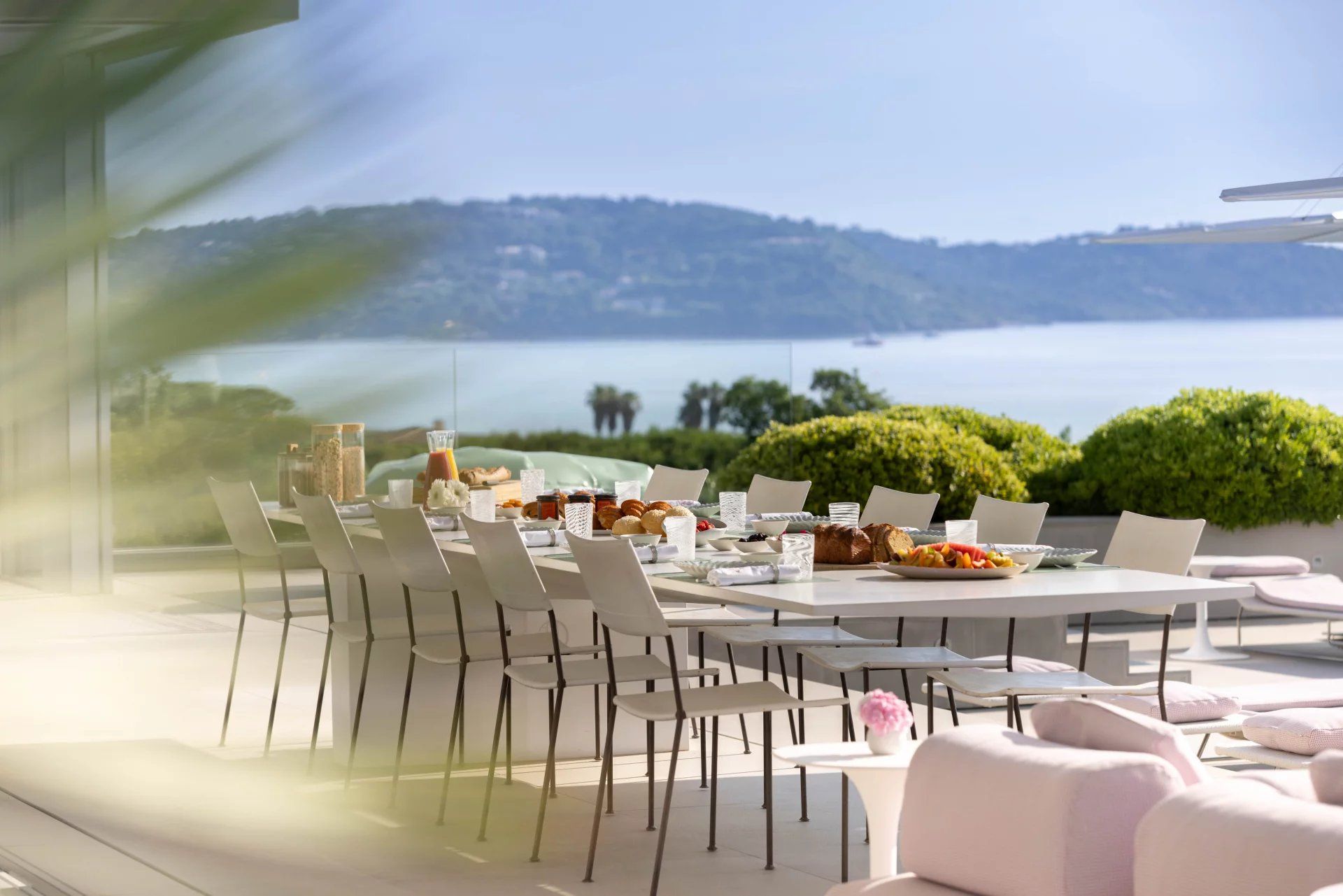 villa 8 Rooms for seasonal rent on Ramatuelle (83350)