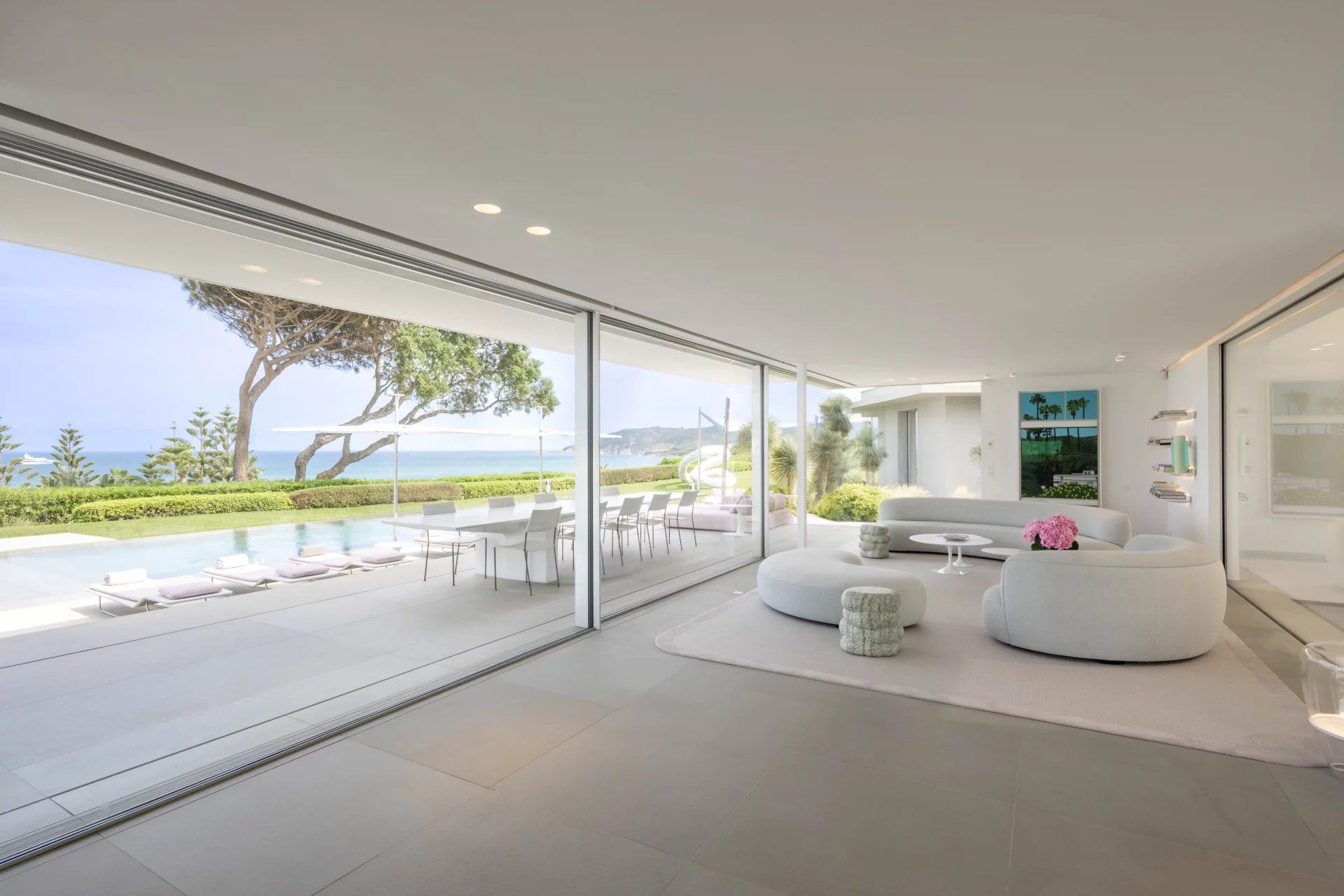 villa 8 Rooms for seasonal rent on Ramatuelle (83350)