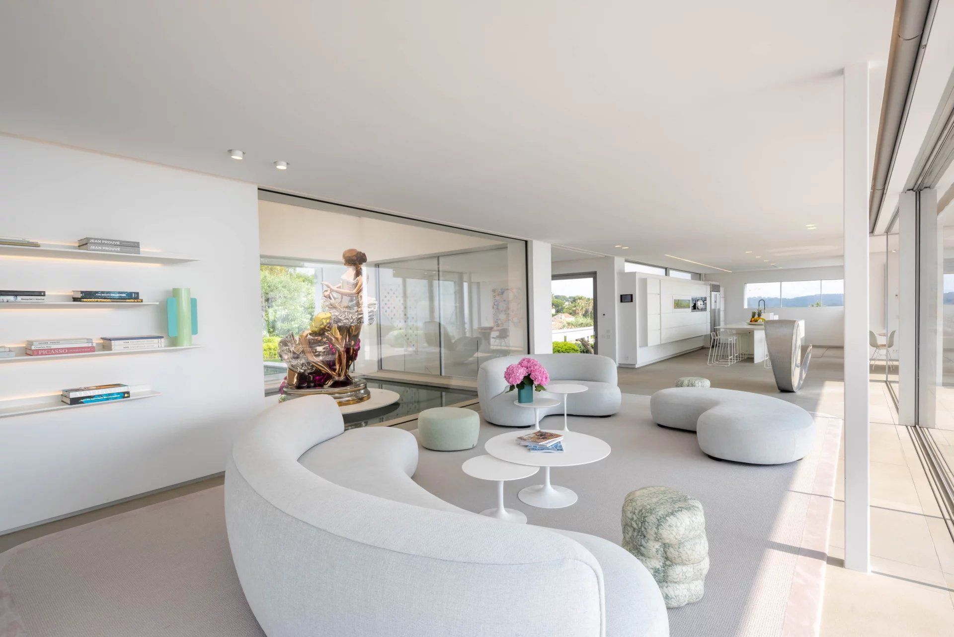 villa 8 Rooms for seasonal rent on Ramatuelle (83350)