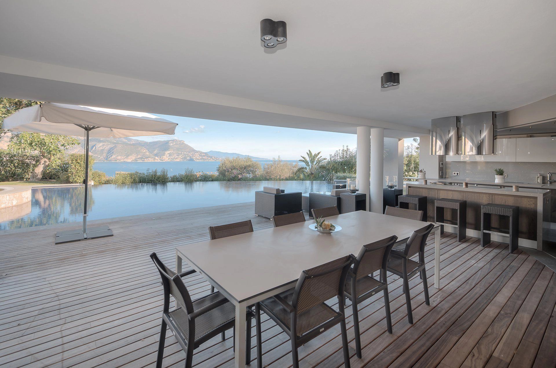 villa 8 Pièces en location saisonnière sur Saint-Jean-Cap-Ferrat (06230)