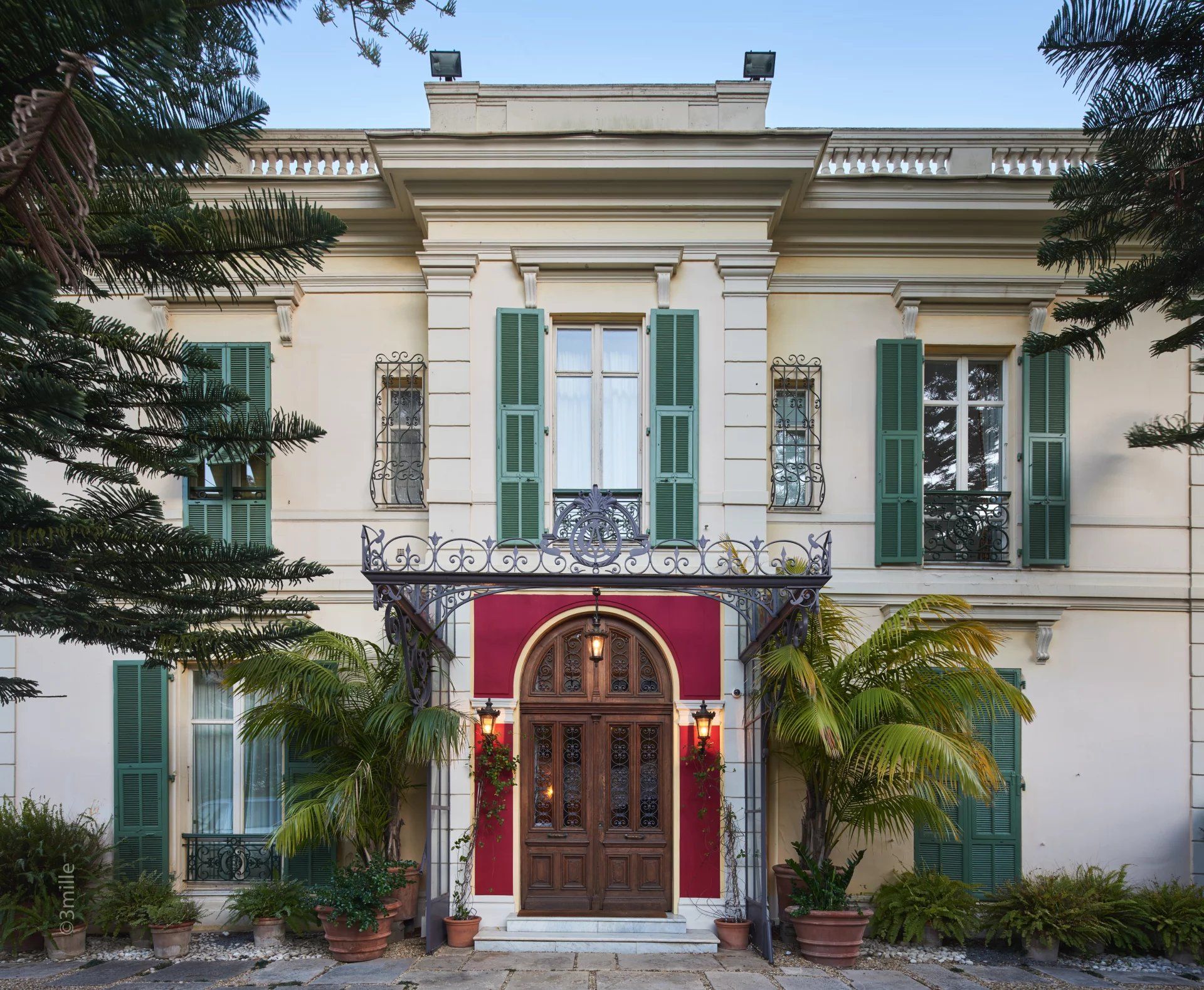 Location saisonnière Villa Nice 16&nbsp;Pièces 1200&nbsp;m²