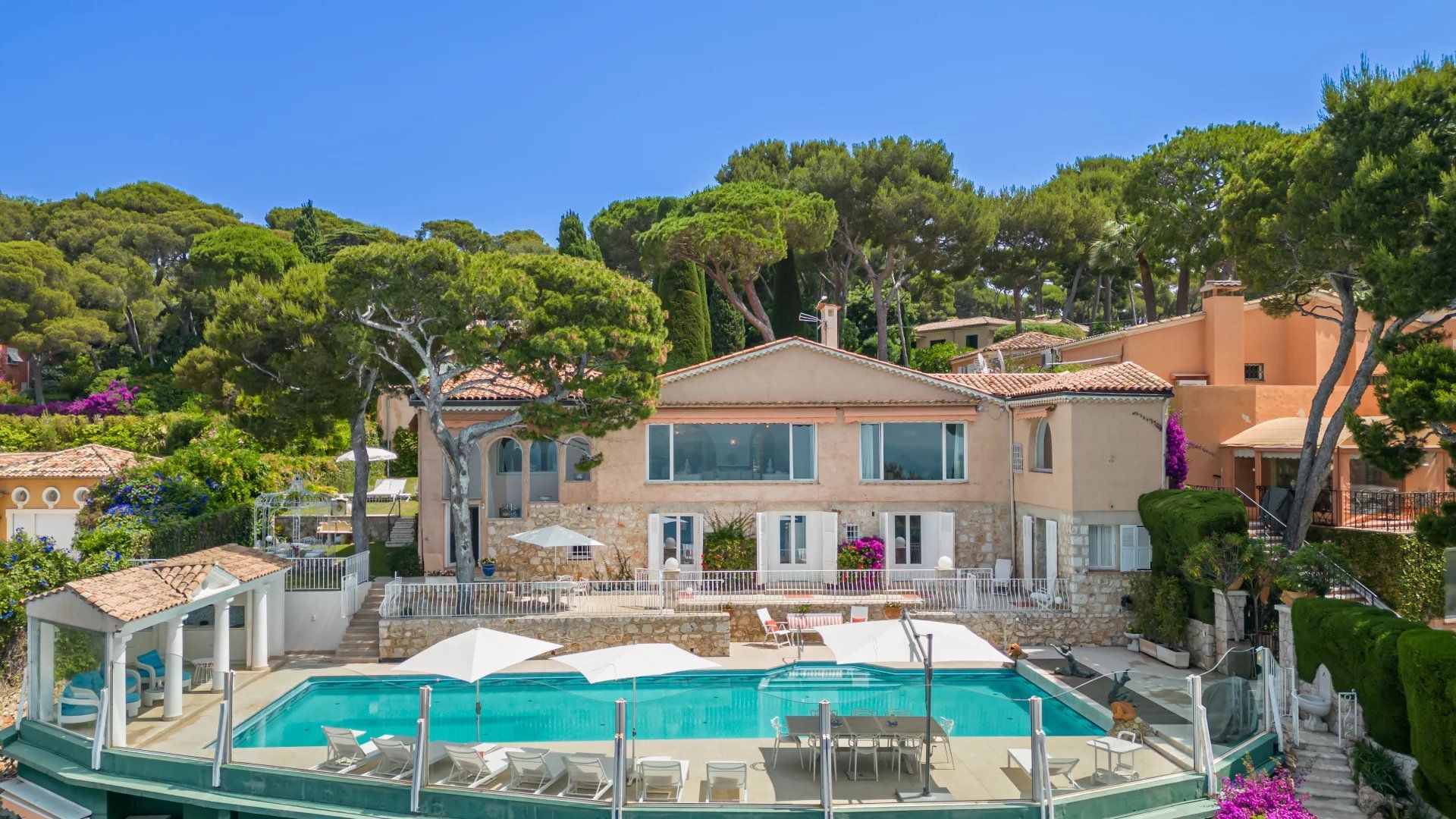 villa 9 Rooms for seasonal rent on Saint-Jean-Cap-Ferrat (06230)