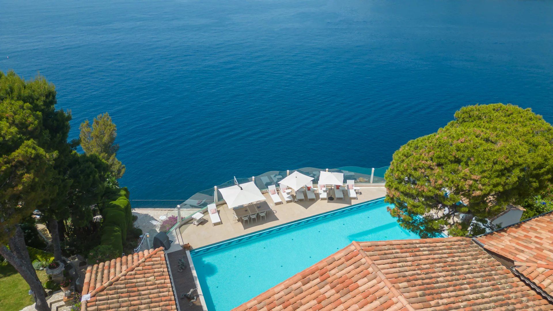 villa 9 Rooms for seasonal rent on Saint-Jean-Cap-Ferrat (06230)