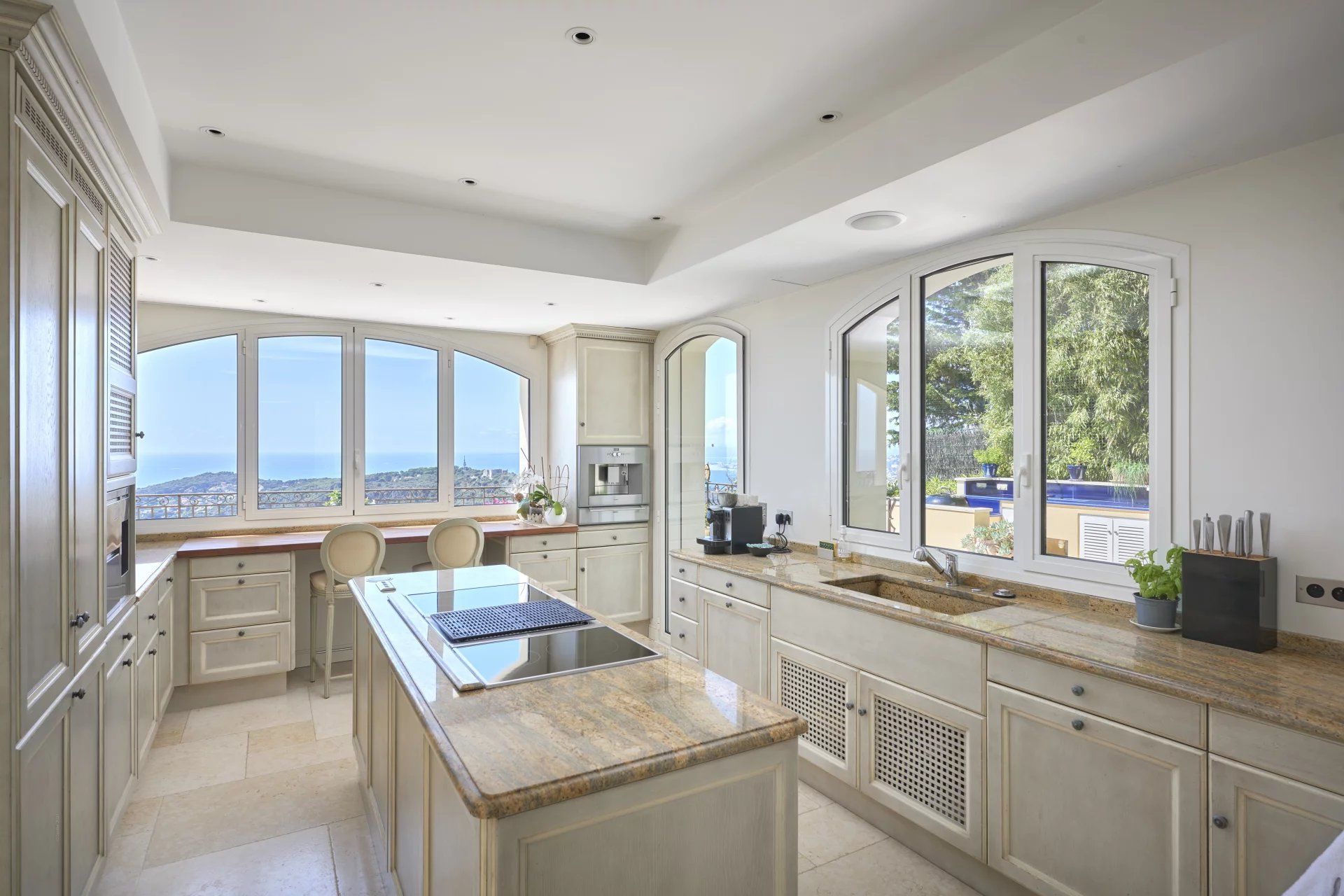 villa 7 Rooms for seasonal rent on Villefranche-sur-Mer (06230)